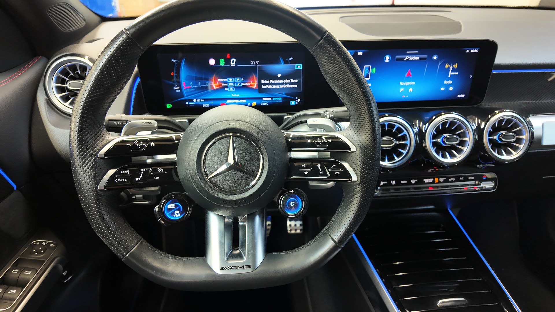 MERCEDES-BENZ GLB AMG 35 4Matic 8G-Tronic-image-11