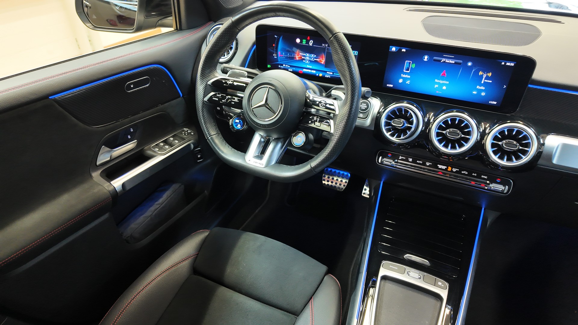 MERCEDES-BENZ GLB AMG 35 4Matic 8G-Tronic-image-10
