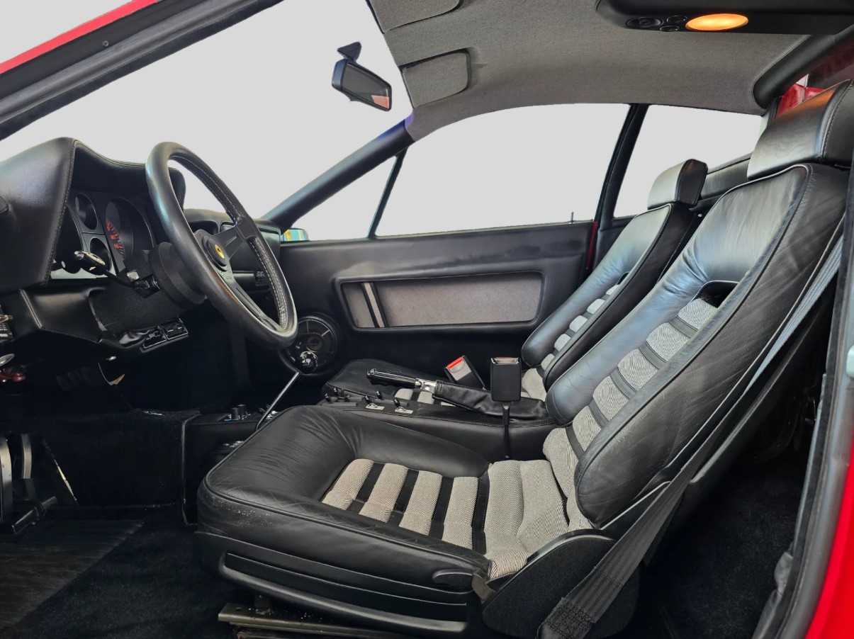FERRARI 512BBi-image-9