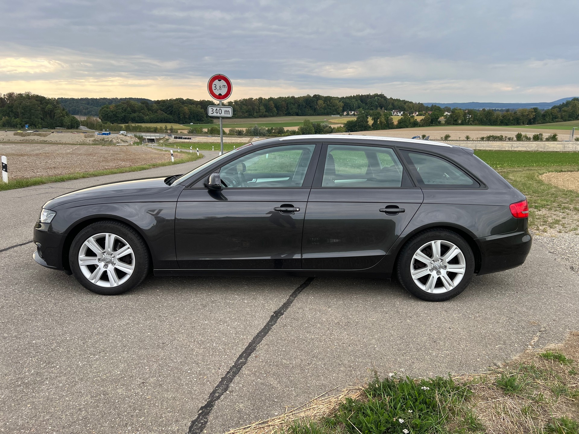AUDI A4 Avant 2.0 TDI multitronic-image-7