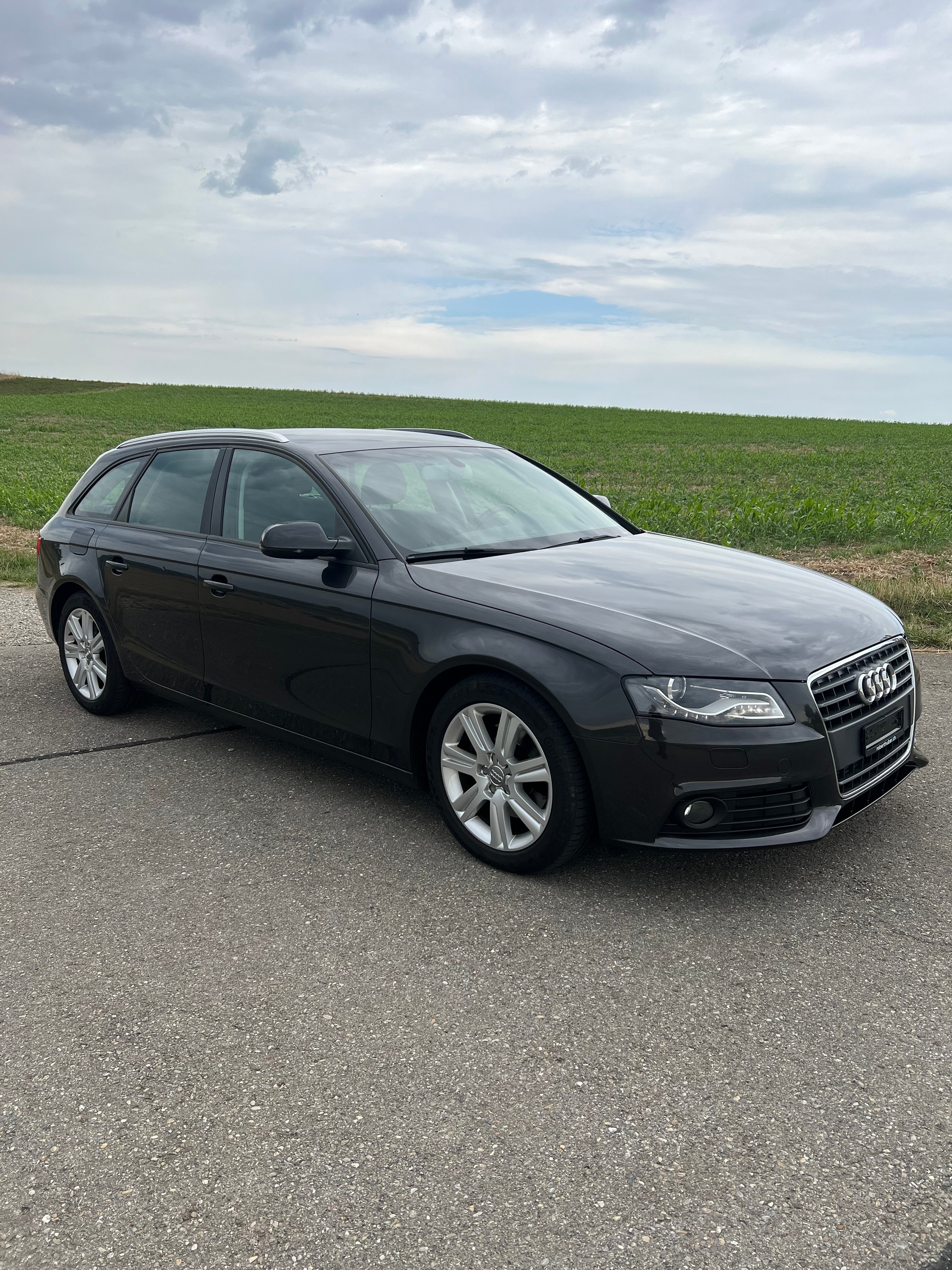 AUDI A4 Avant 2.0 TDI multitronic-image-1