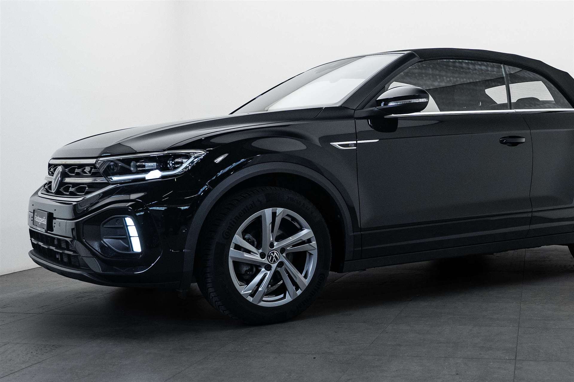 VW VW T-Roc Cabriolet 1.5 TSI EVO R-Line DSG-image-3