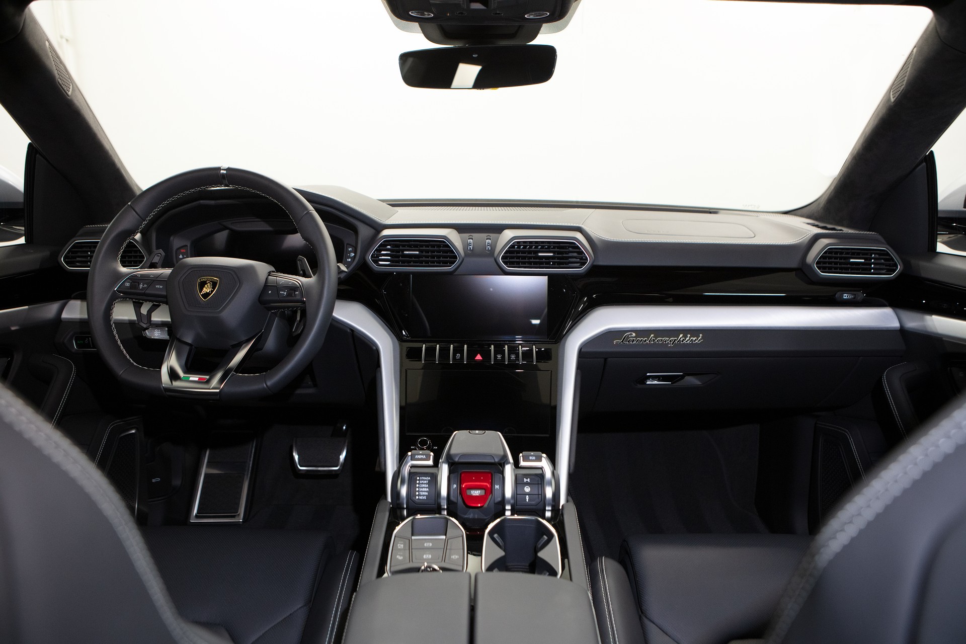 LAMBORGHINI Urus E-Gear-image-6