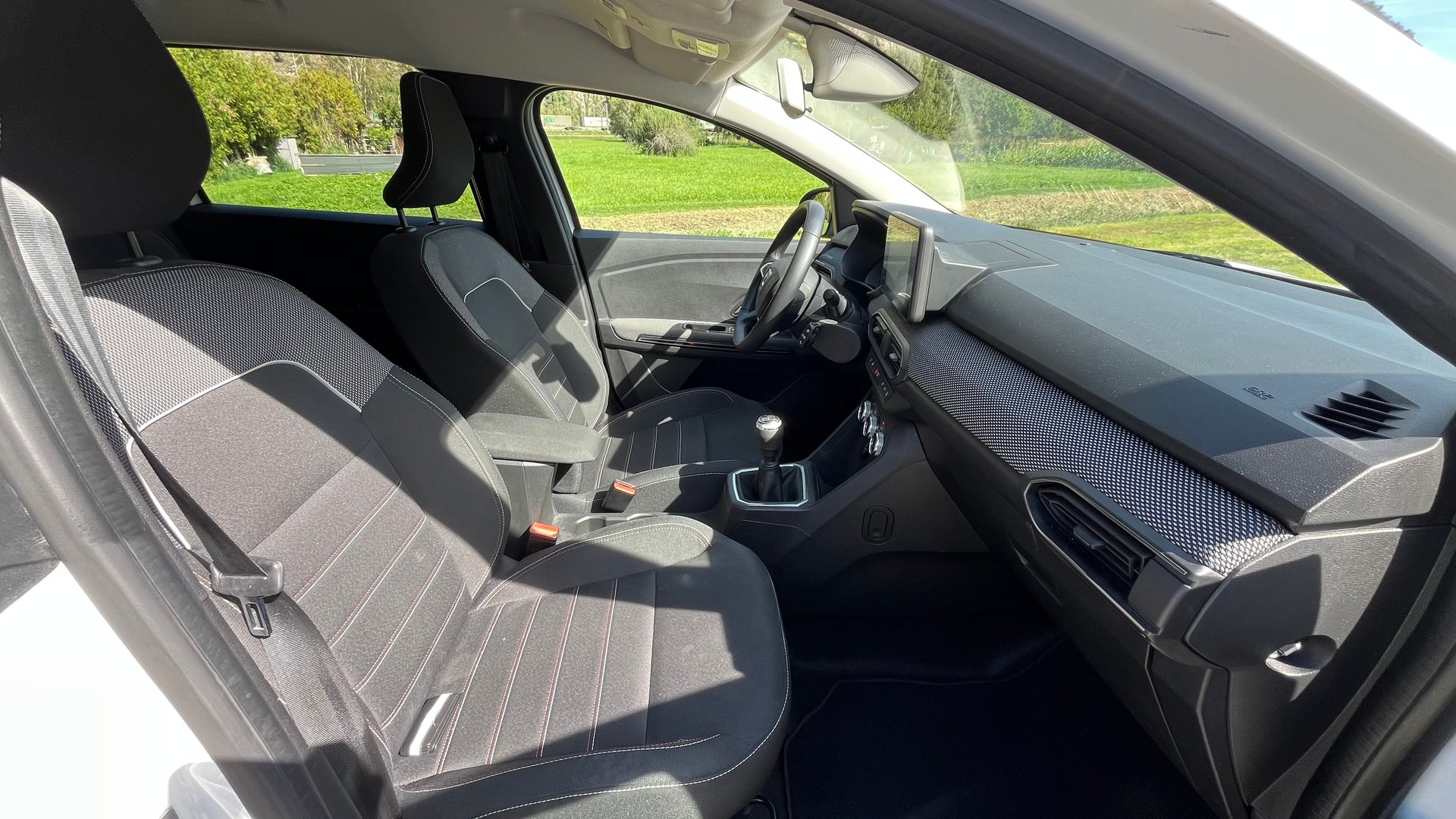 DACIA Jogger TCe 110 Extreme-image-9
