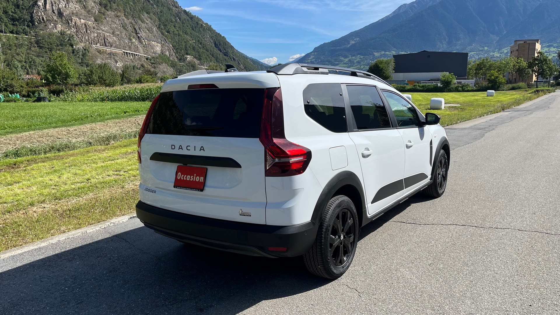 DACIA Jogger TCe 110 Extreme-image-4