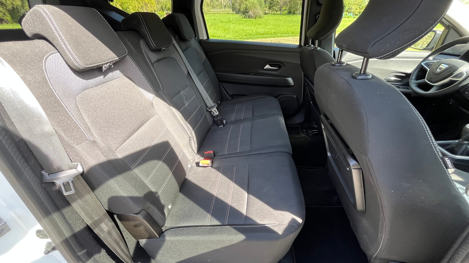 DACIA Jogger TCe 110 Extreme-image-11