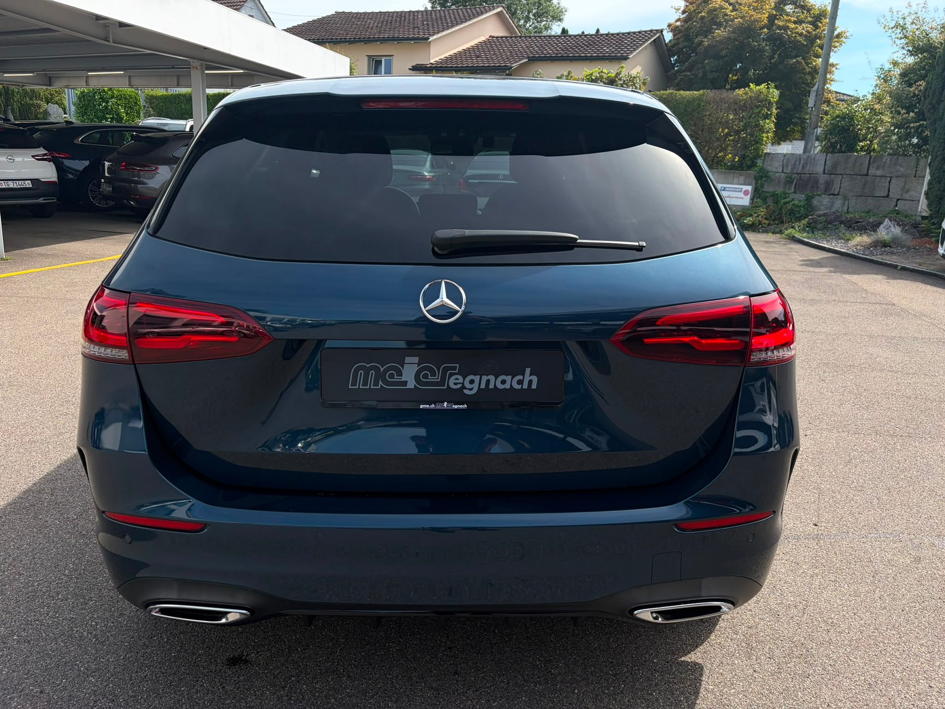 MERCEDES-BENZ B 220 4Matic AMG Line 7G-DCT-image-6