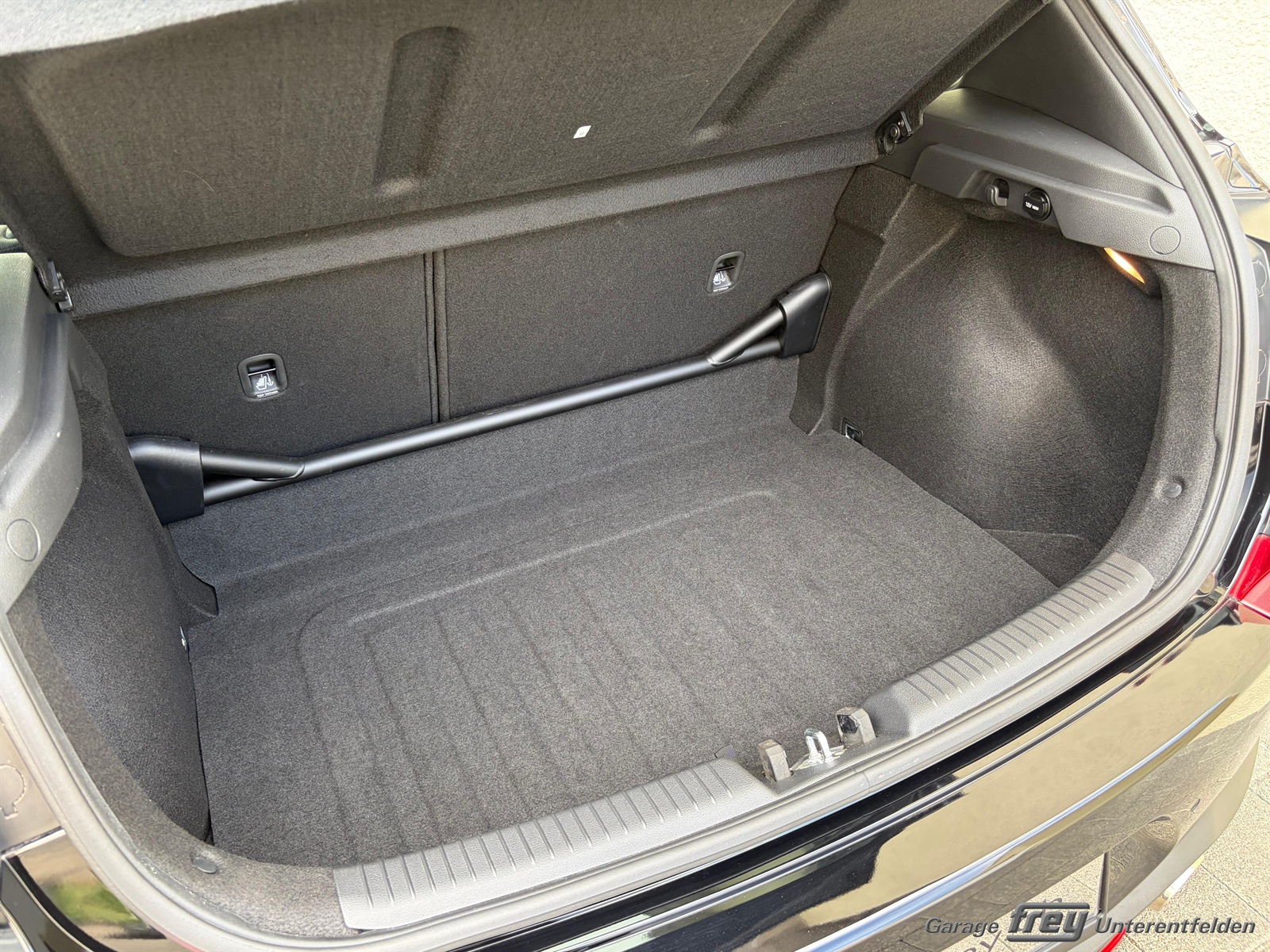 HYUNDAI i30 N 2.0 T-GDi-image-15
