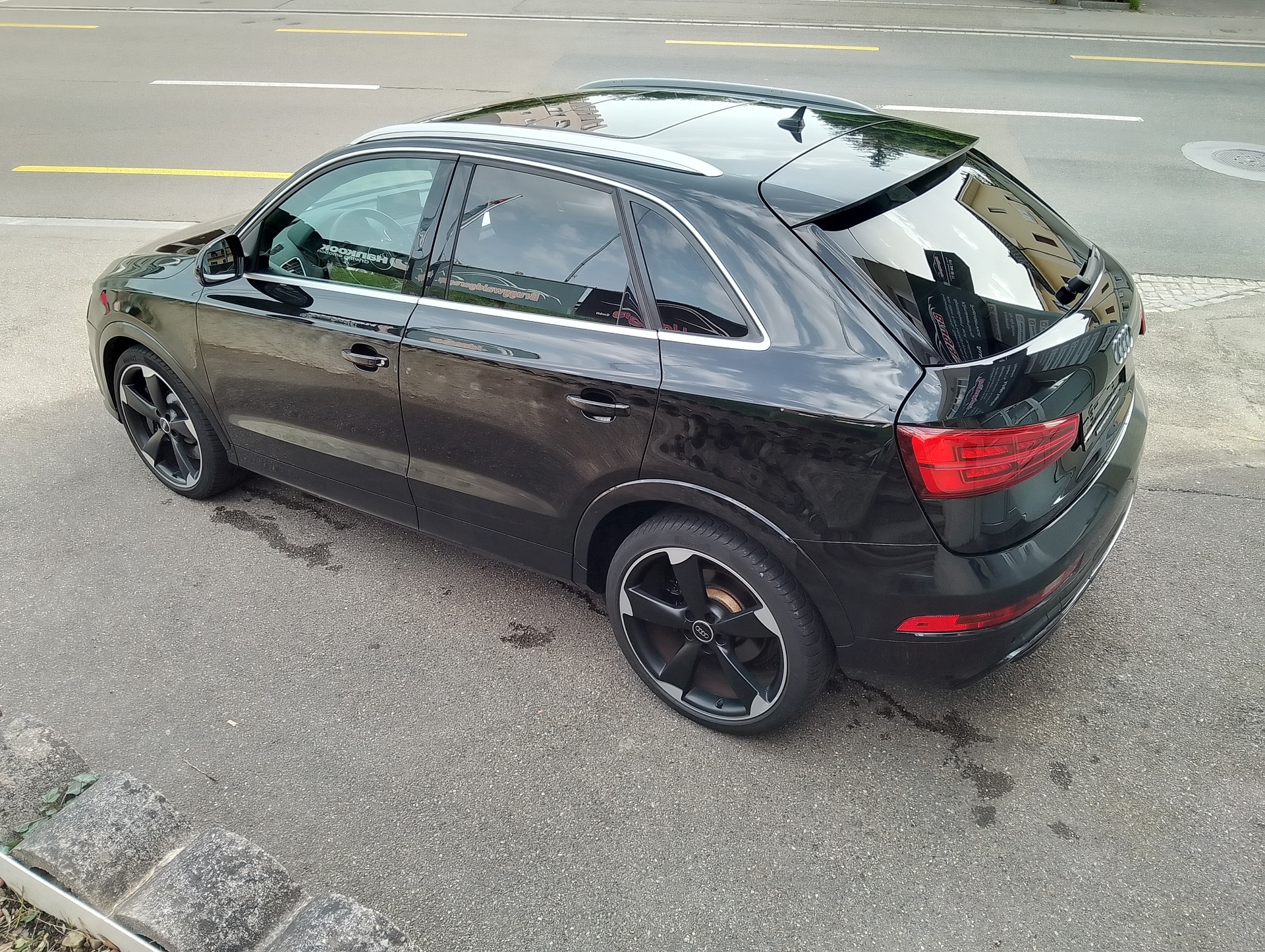 AUDI RS Q3 2.5 TFSI quattro S-tronic-image-11