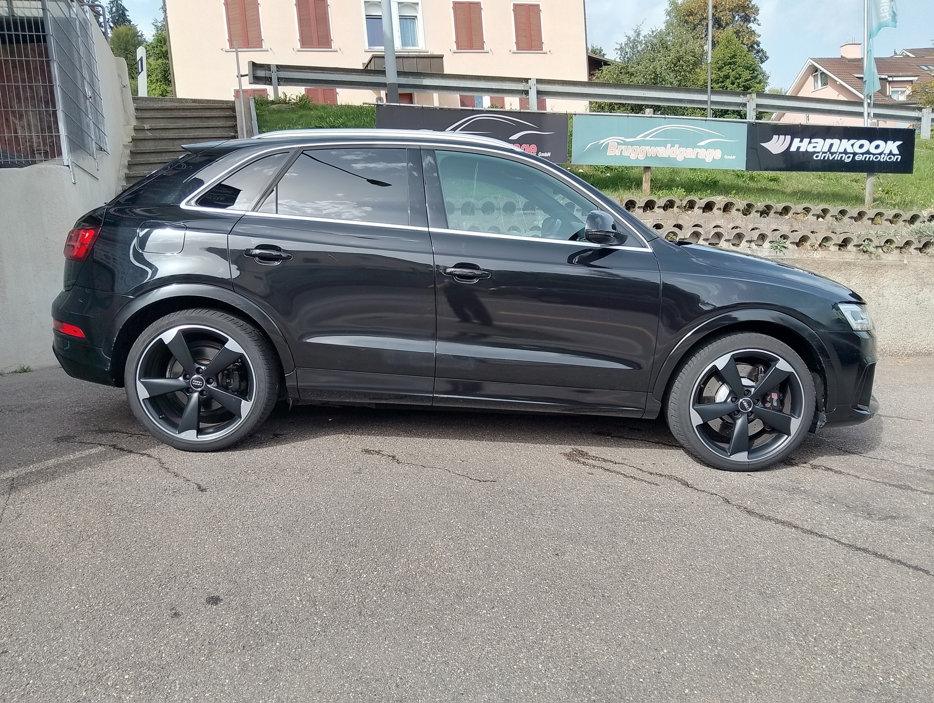 AUDI RS Q3 2.5 TFSI quattro S-tronic-image-6