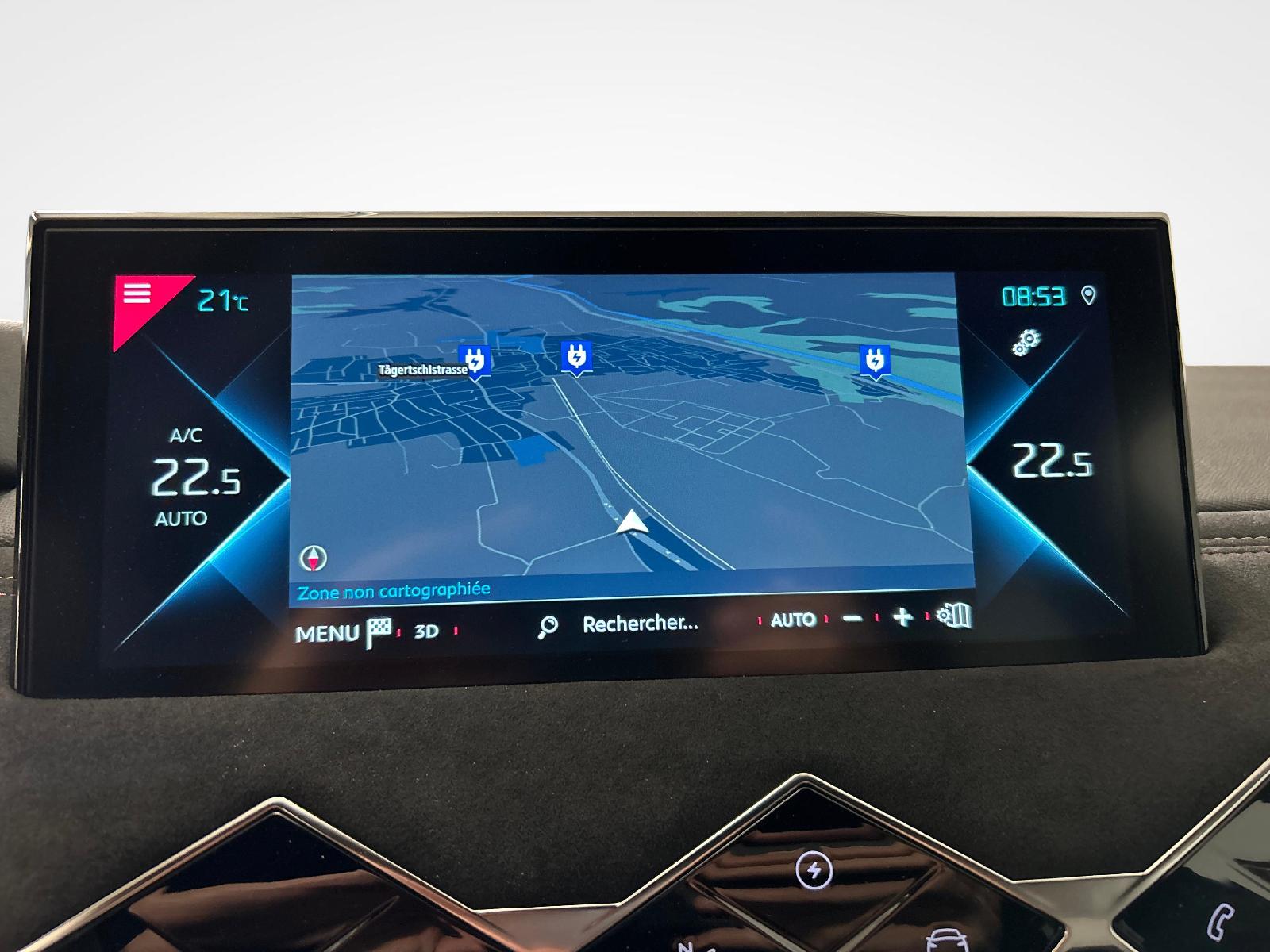 DS AUTOMOBILES 3 Crossback E-Tense Performance Line-image-8