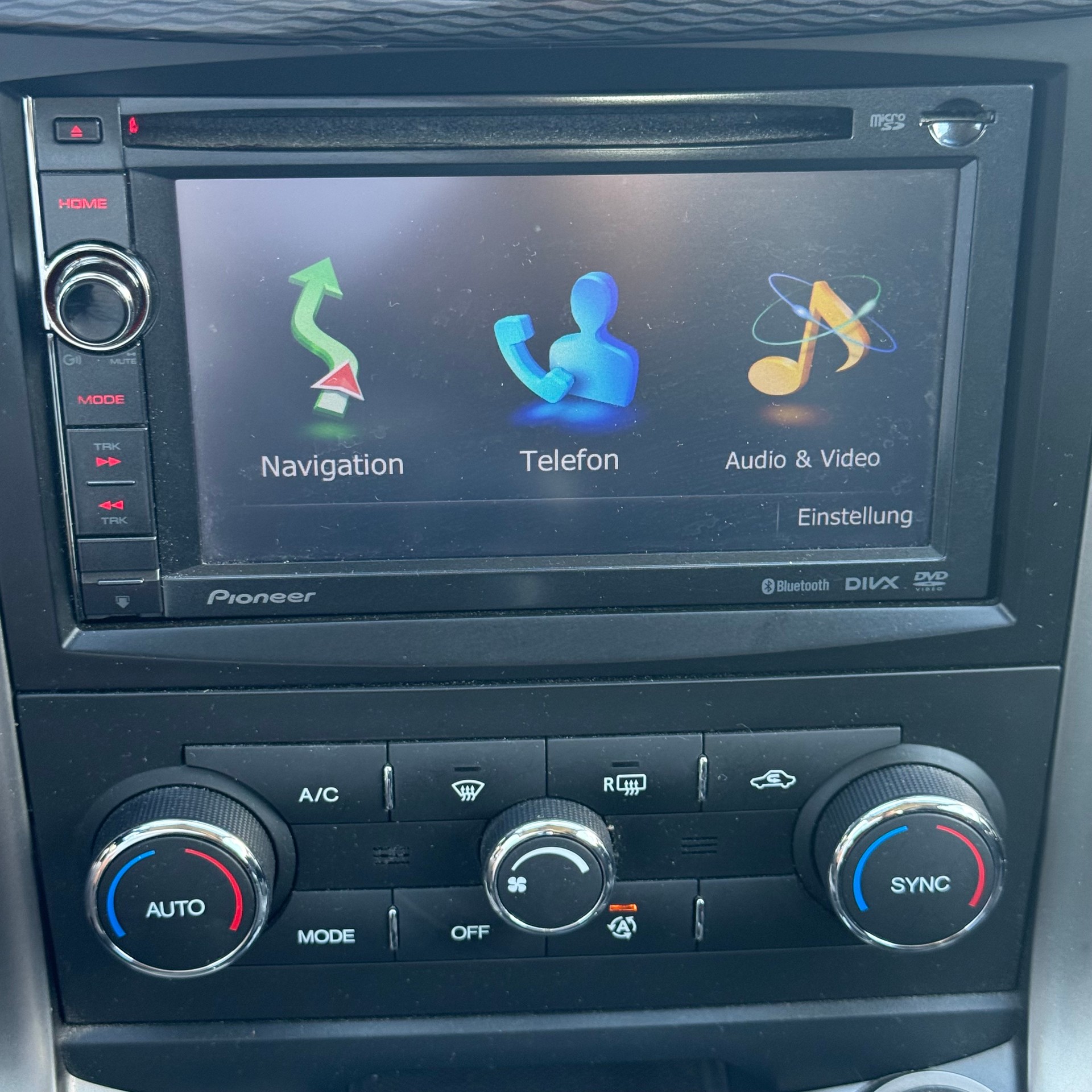 CHEVROLET Captiva 2.2 VCDi LT 4WD *1. HAND*-image-17