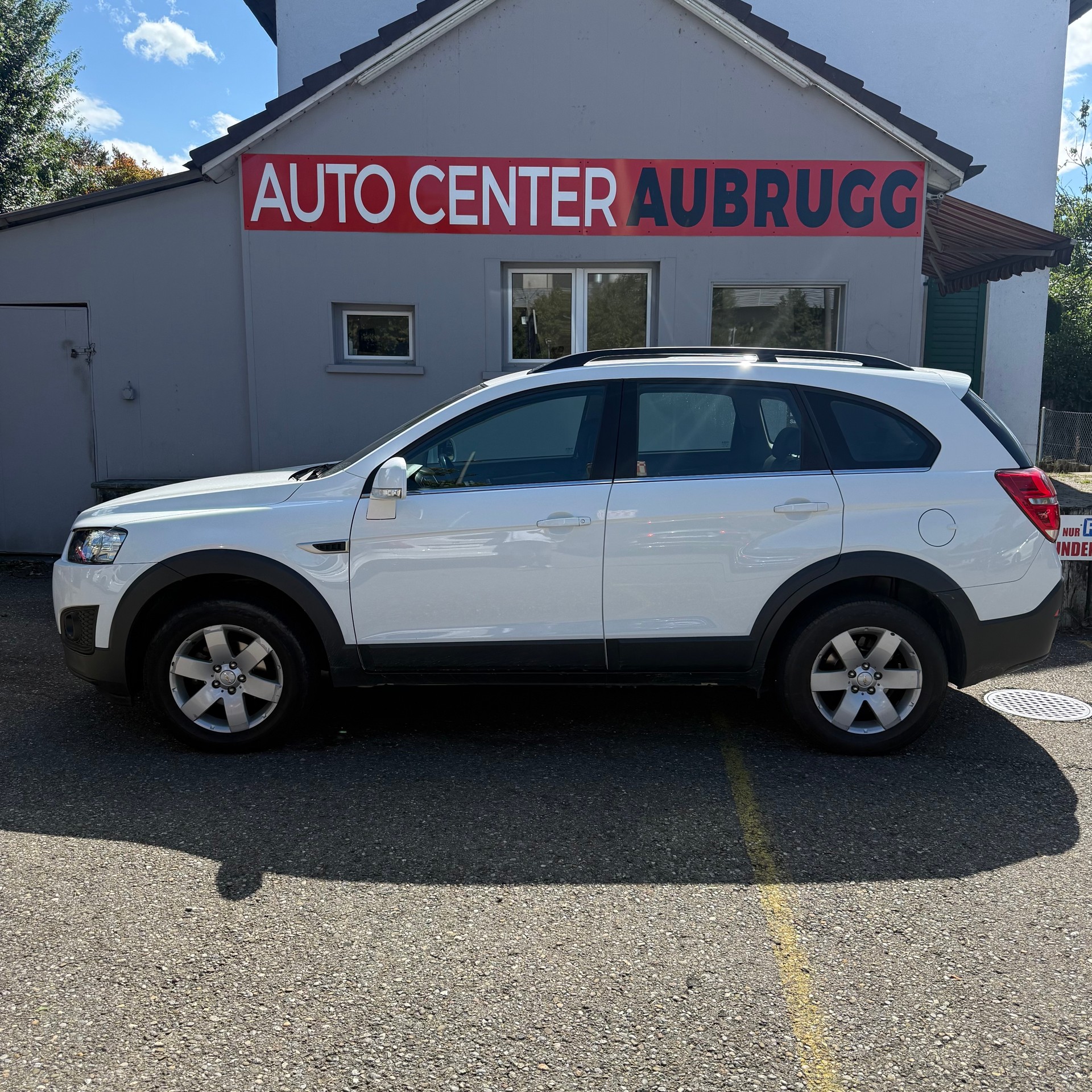 CHEVROLET Captiva 2.2 VCDi LT 4WD *1. HAND*-image-6