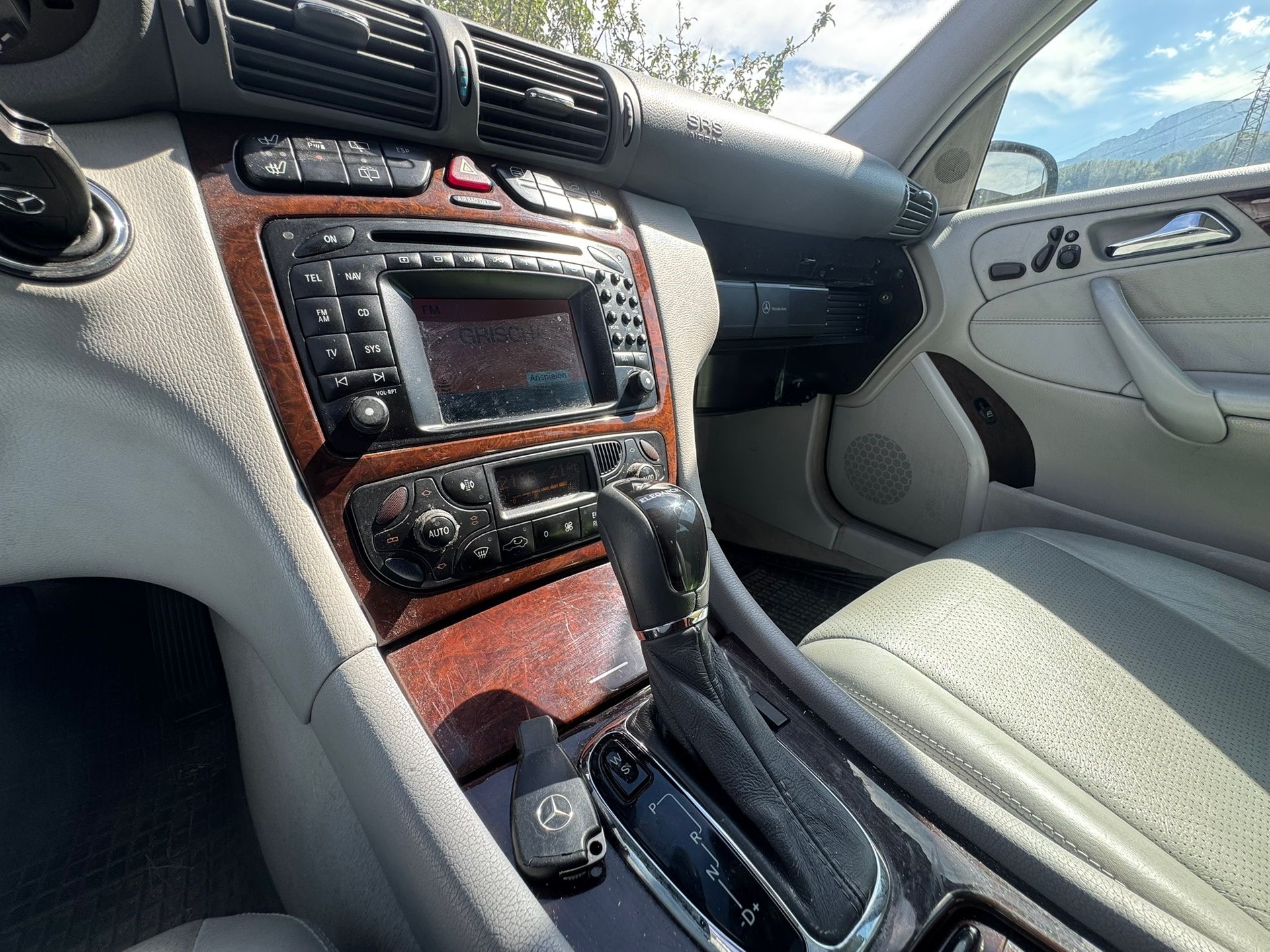 MERCEDES-BENZ C 320 Elégance Automatic-image-9
