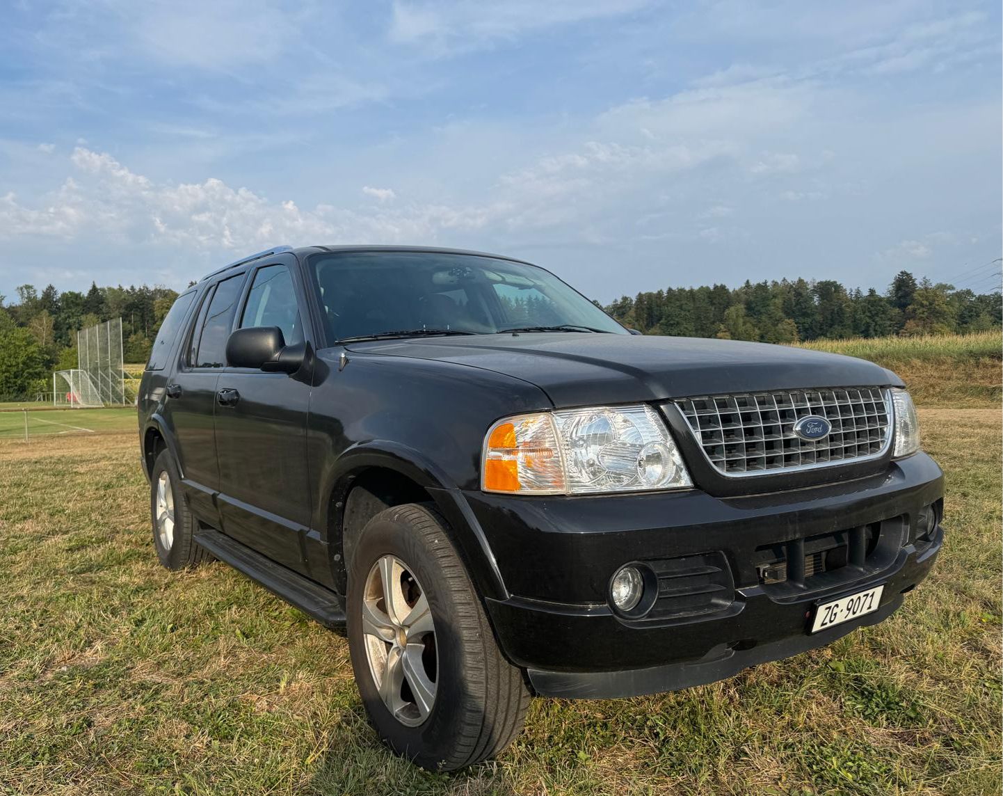 FORD EXPLORER-image-2