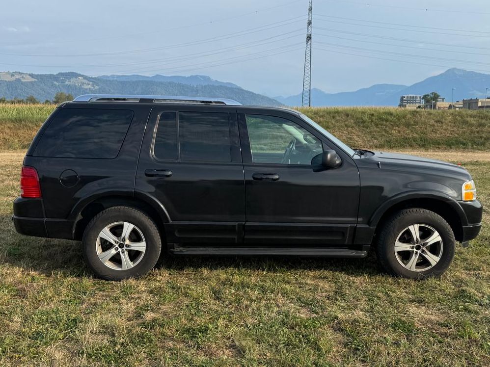 FORD EXPLORER-image-1