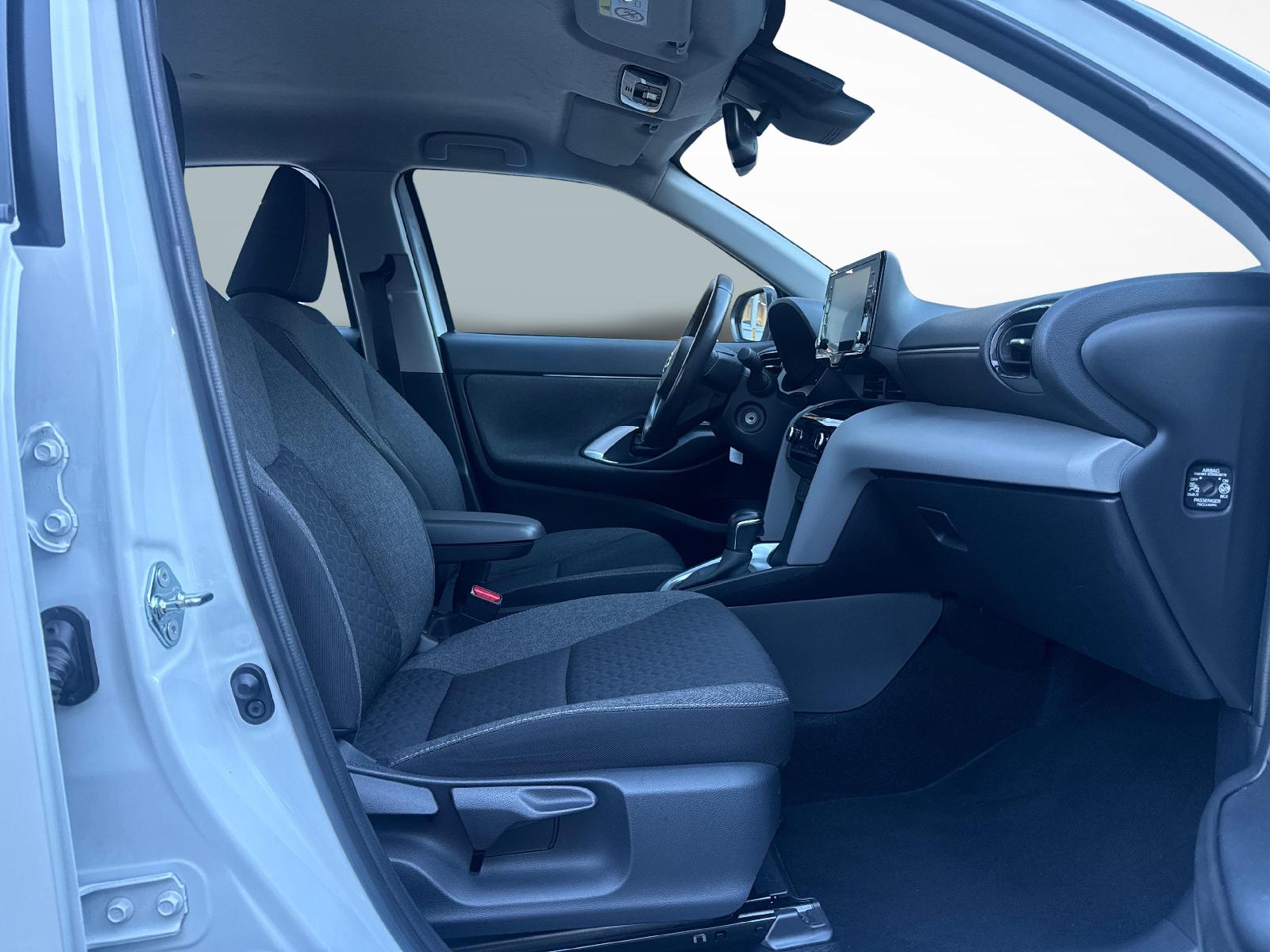TOYOTA Yaris Cross 1.5 VVT-i HSD Comfort-image-9