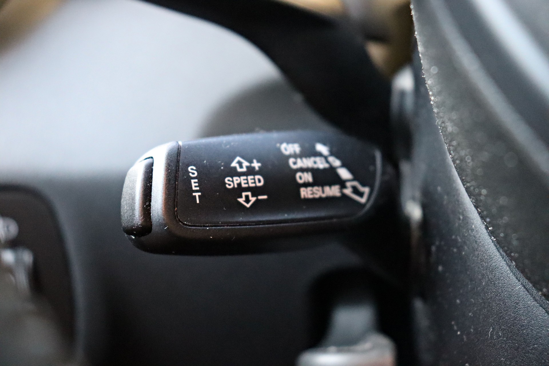 AUDI A1 Sportback 1.0 TFSI-image-15