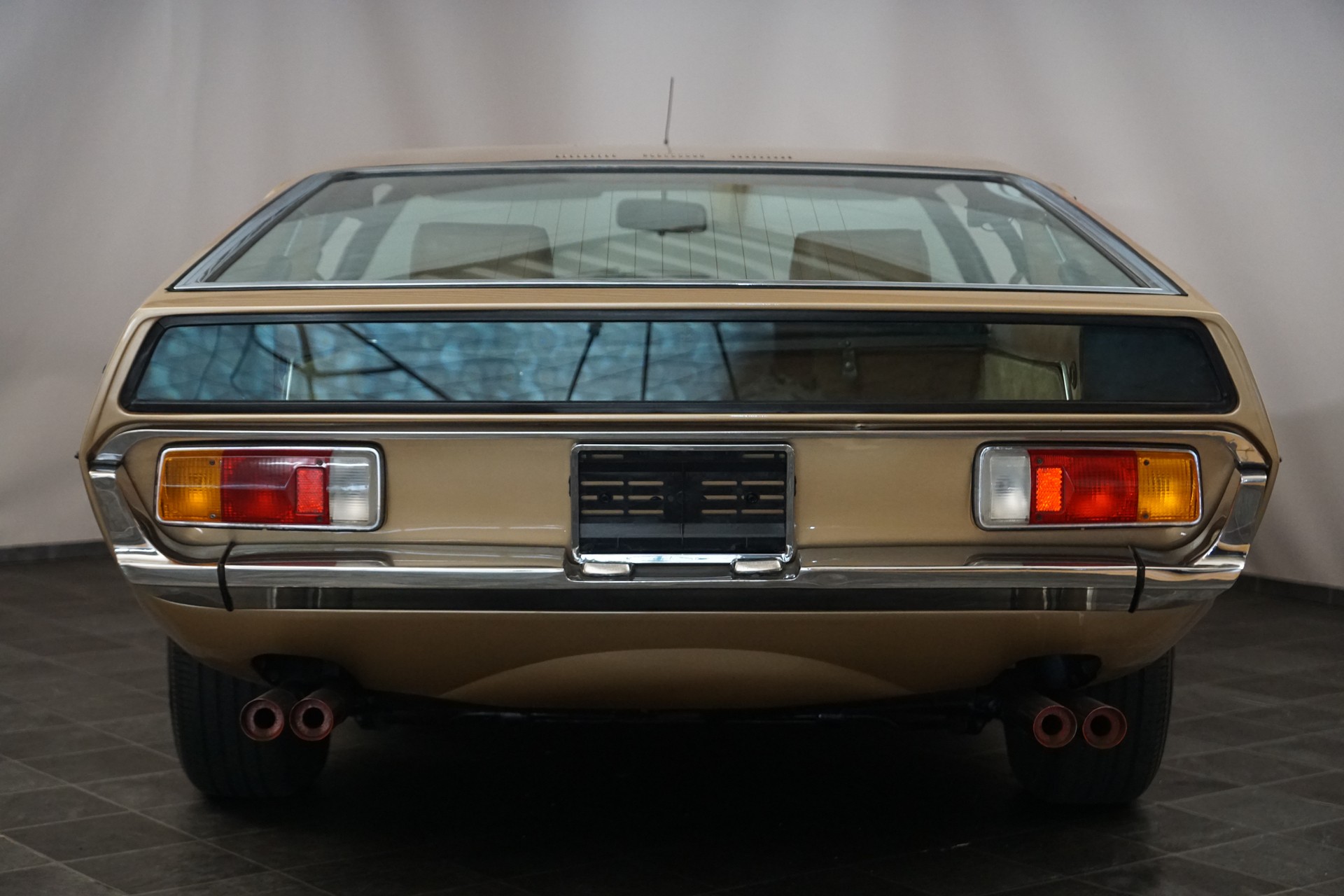 LAMBORGHINI Espada Serie III-image-4