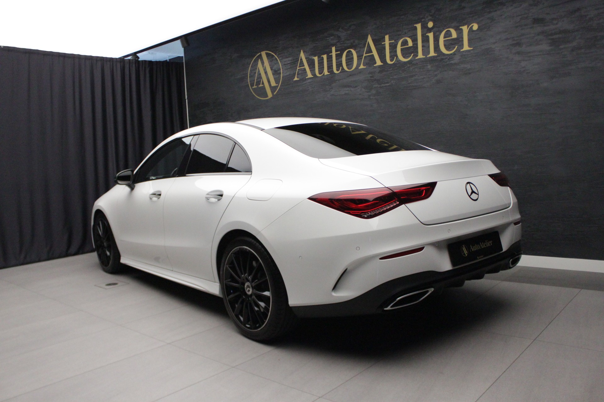 MERCEDES-BENZ CLA 250 4Matic AMG Line 7G-DCT-image-10
