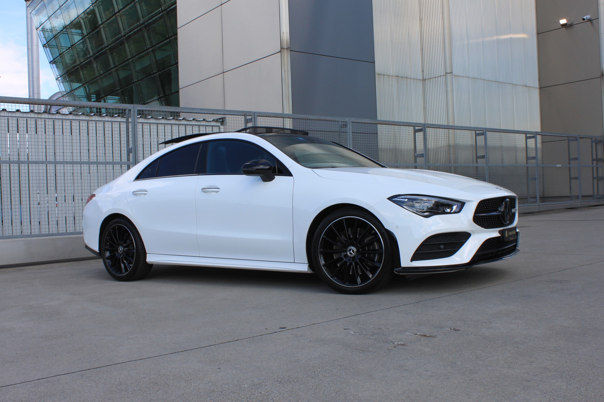MERCEDES-BENZ CLA 250 4Matic AMG Line 7G-DCT-image-8
