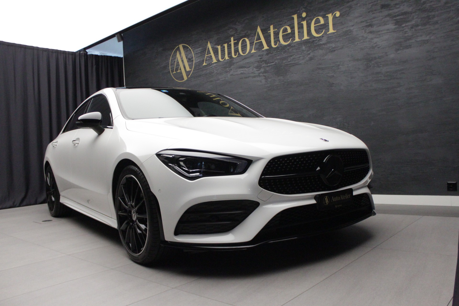 MERCEDES-BENZ CLA 250 4Matic AMG Line 7G-DCT-image-1