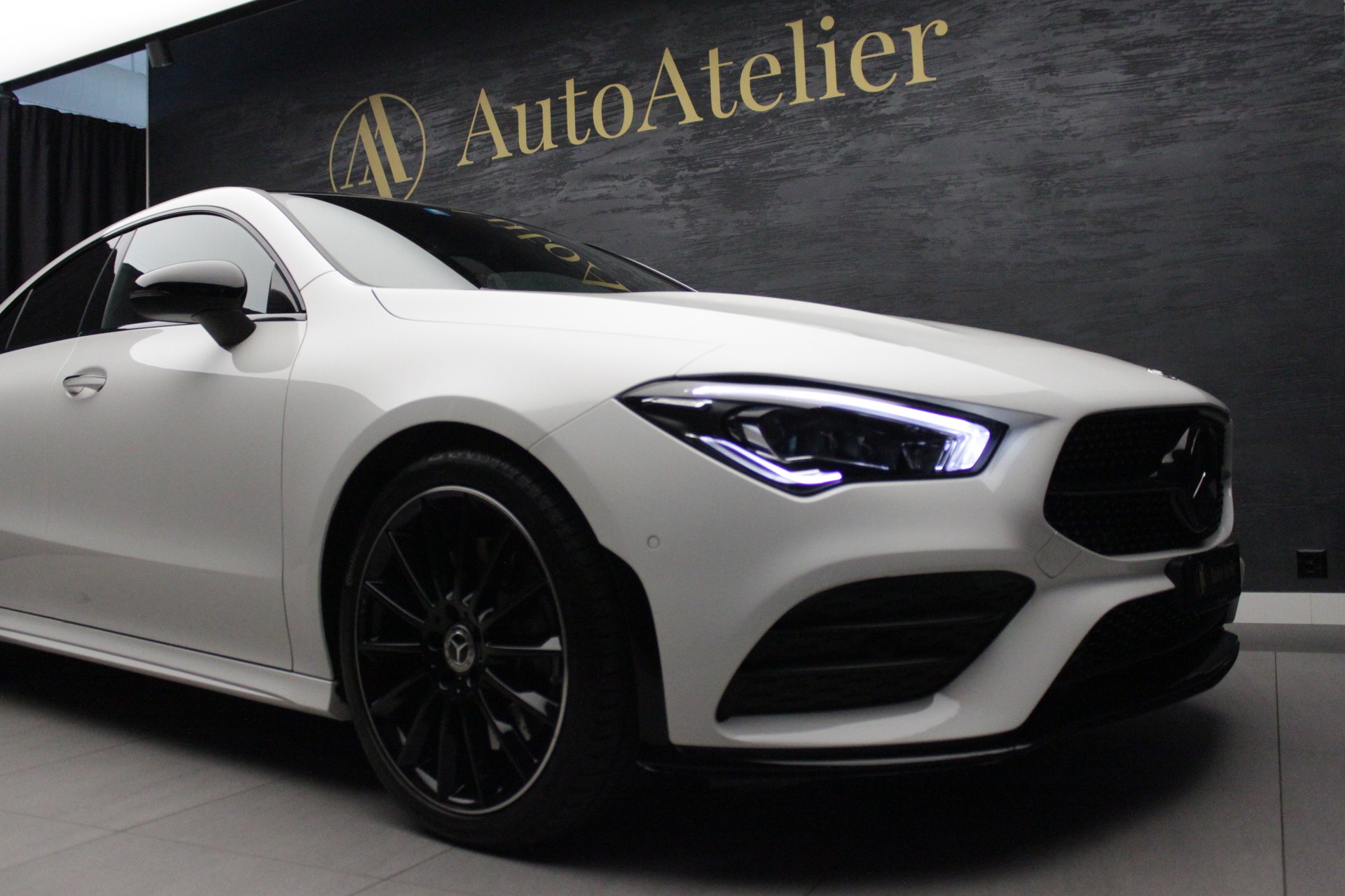 MERCEDES-BENZ CLA 250 4Matic AMG Line 7G-DCT-image-5