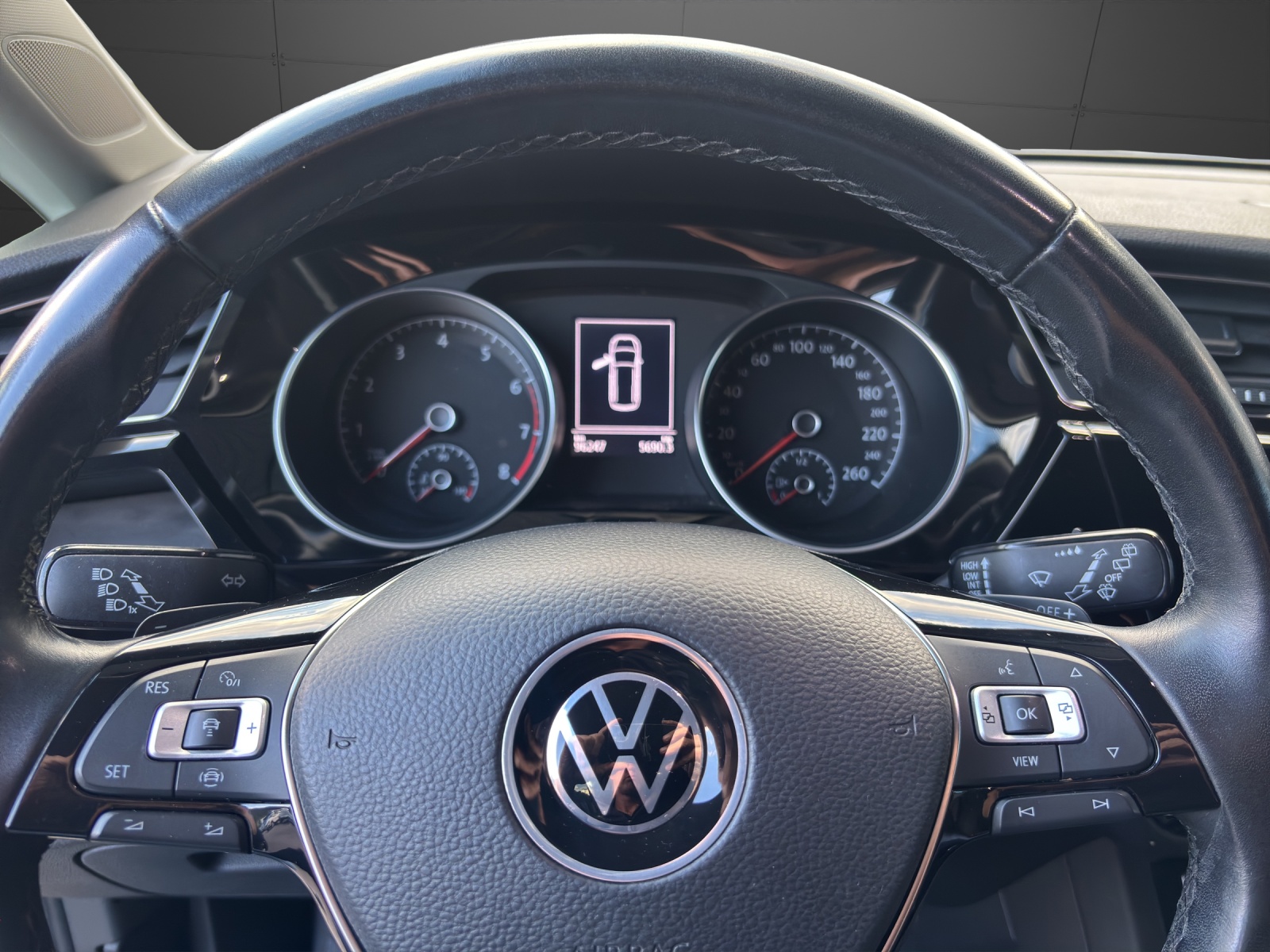 VW Touran 1.5 TSI EVO Comfortline DSG-image-5