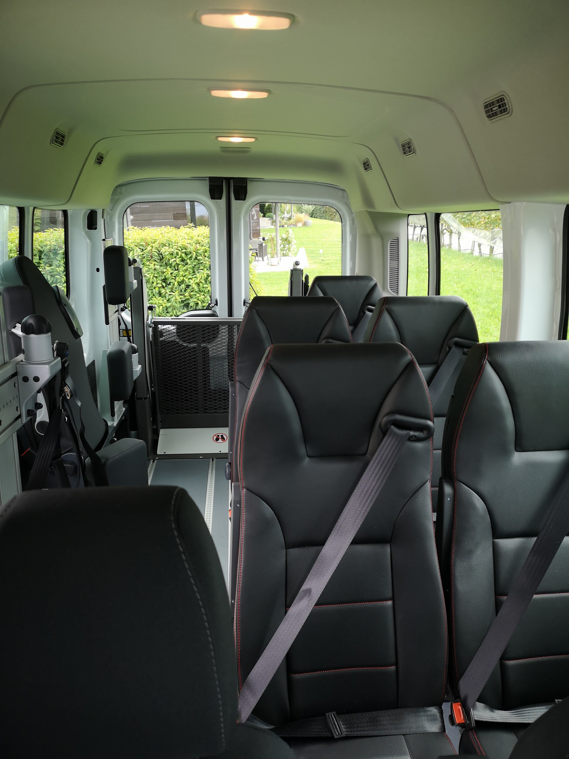 FORD Transit Combi 350 L3 Trend FWD A-image-3