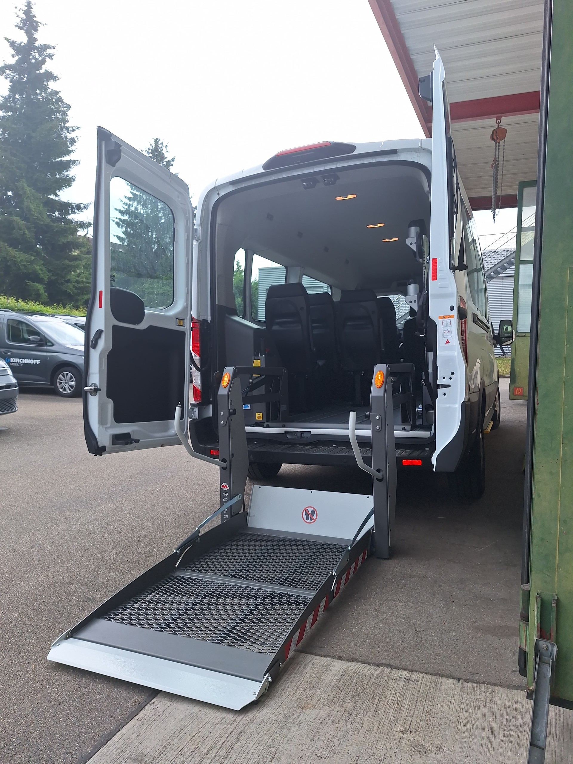 FORD Transit Combi 350 L3 Trend FWD A-image-13