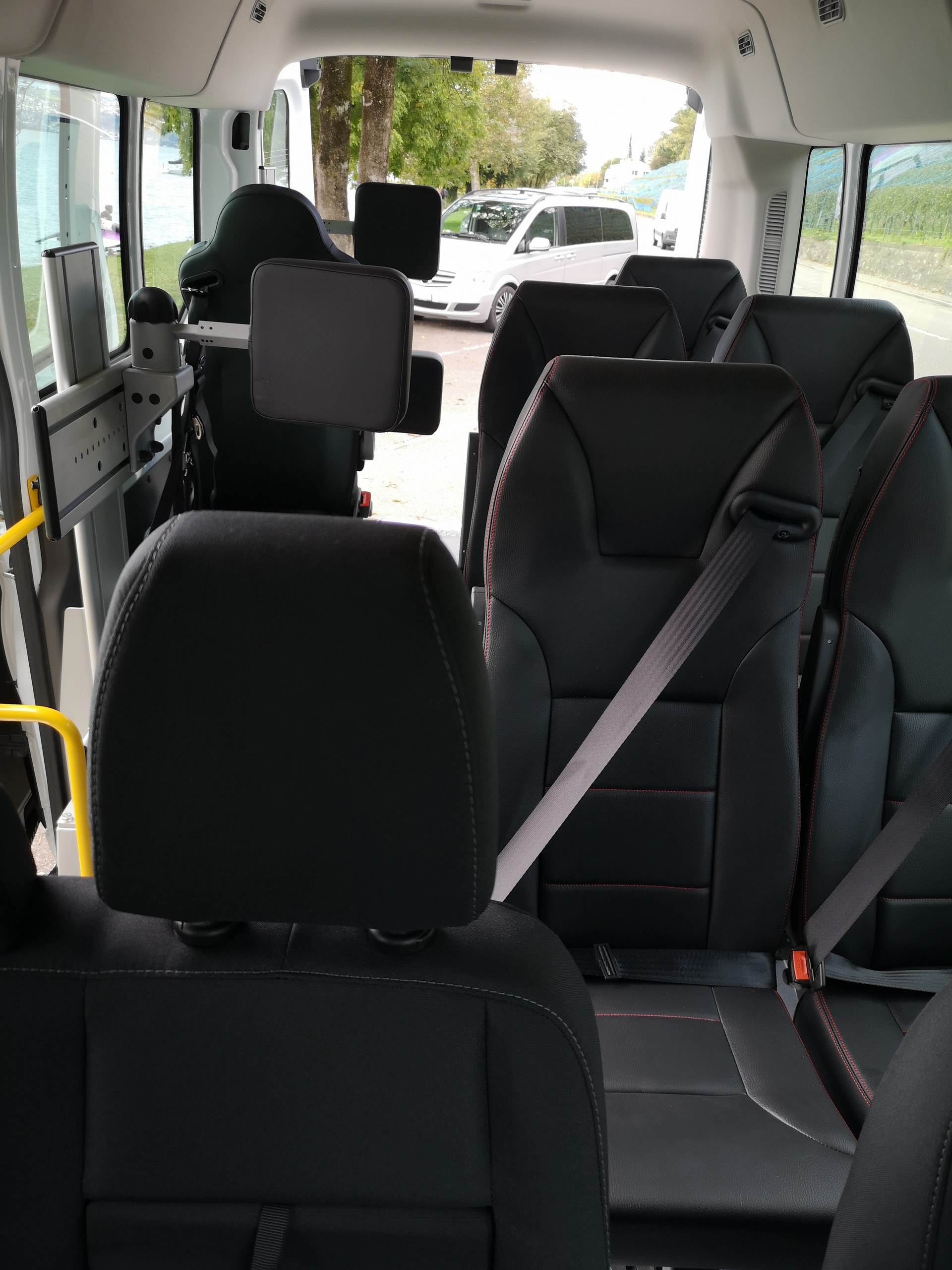FORD Transit Combi 350 L3 Trend FWD A-image-10