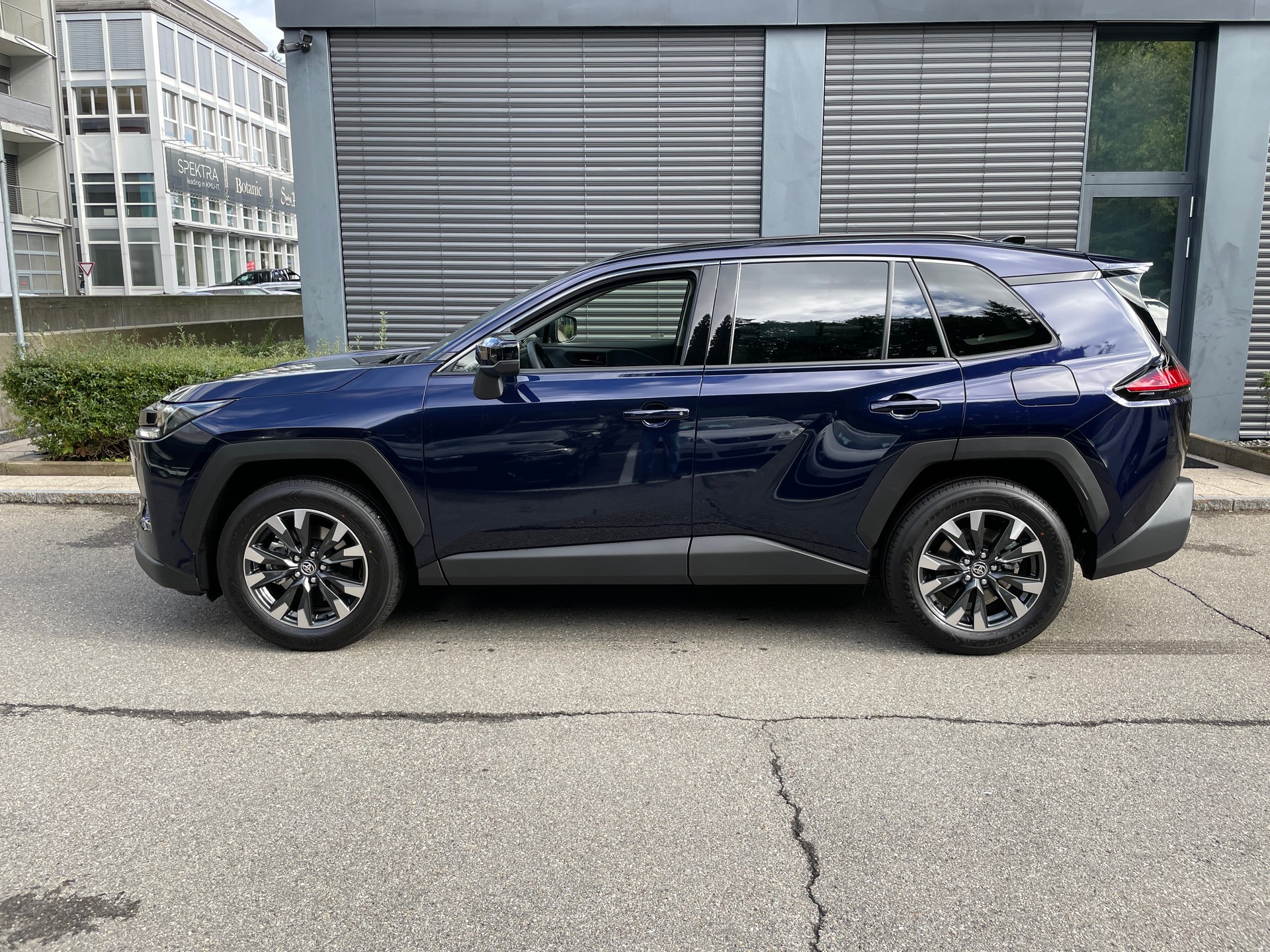TOYOTA RAV-4 2.5 HSD Trend e-CVT AWD-image-1