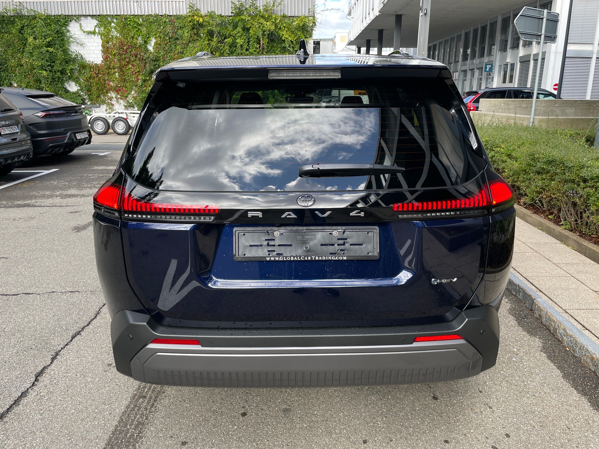 TOYOTA RAV-4 2.5 HSD Trend e-CVT AWD-image-3