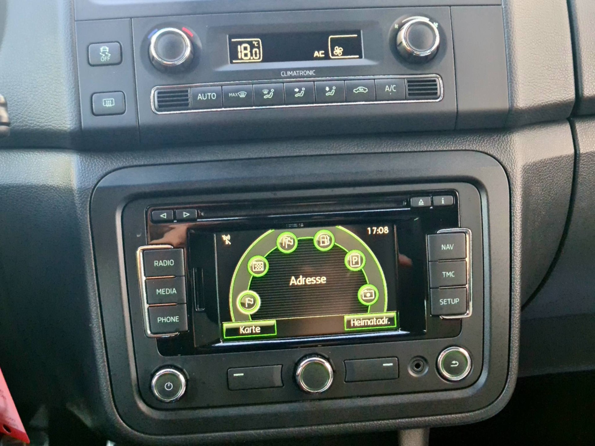 SKODA Fabia 1.2 TSI Monte Carlo-image-18