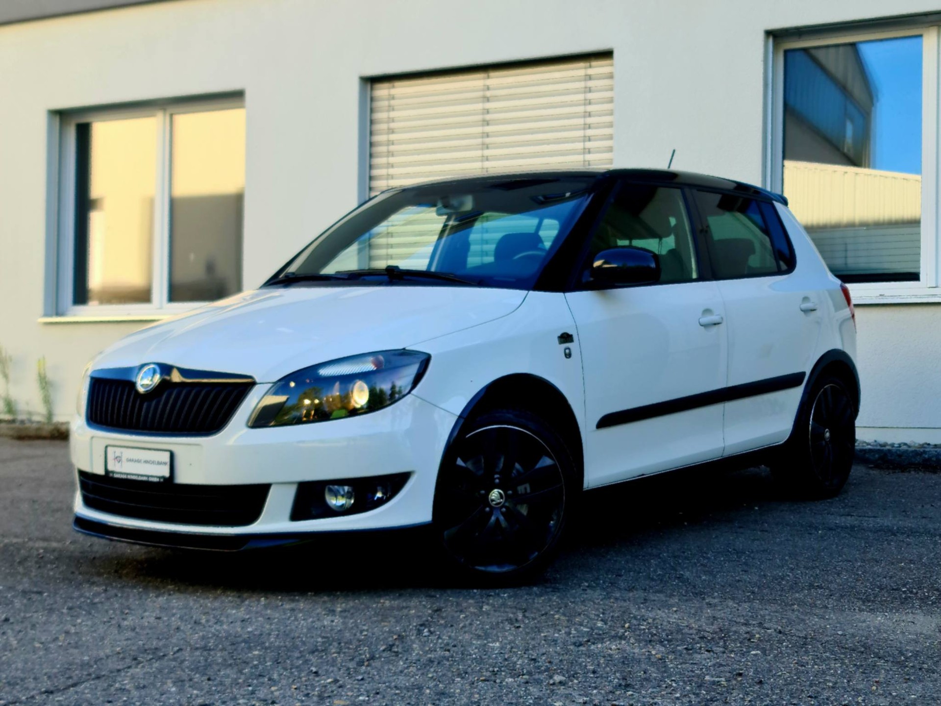 SKODA Fabia 1.2 TSI Monte Carlo-image-0
