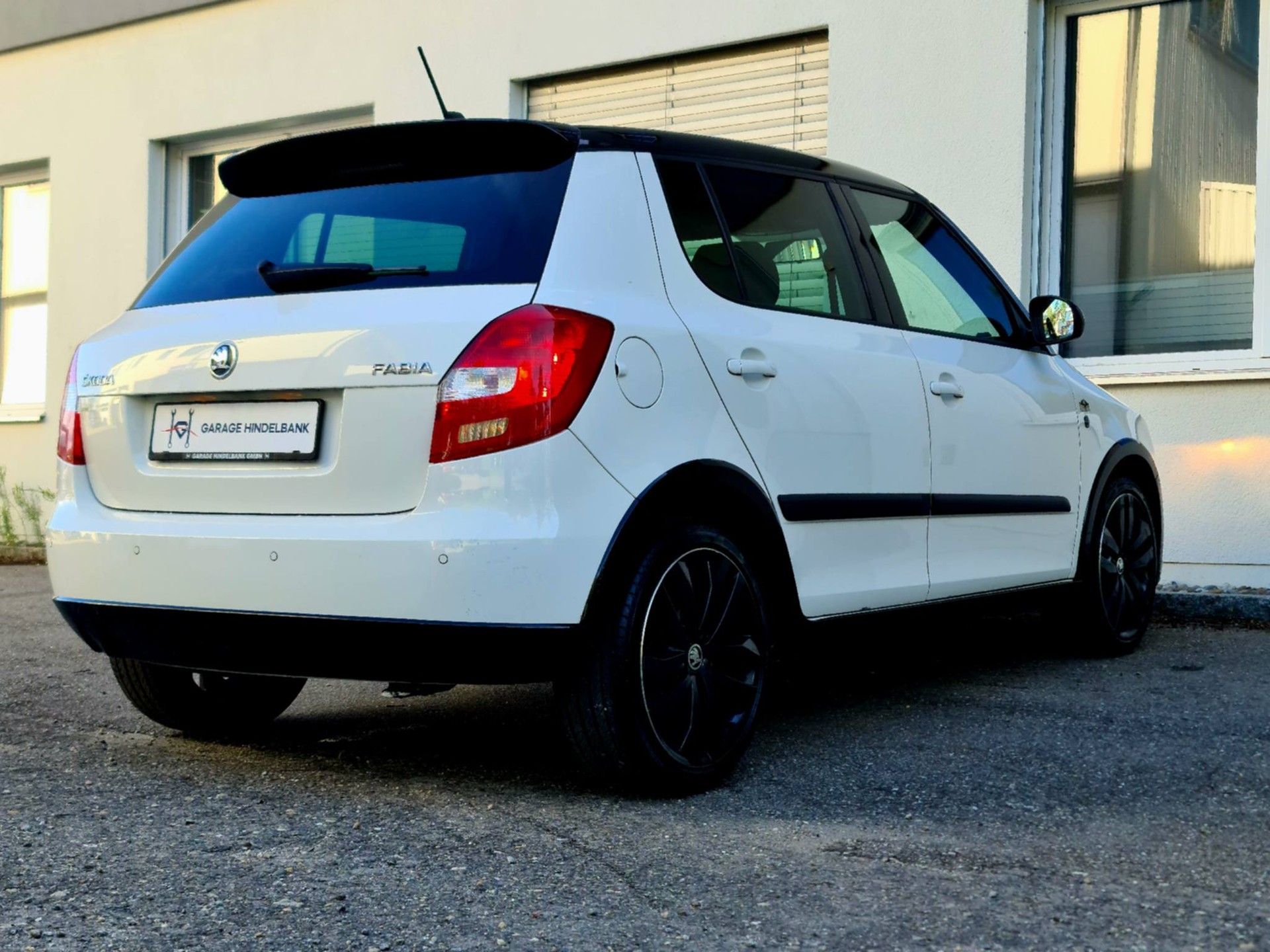 SKODA Fabia 1.2 TSI Monte Carlo-image-10