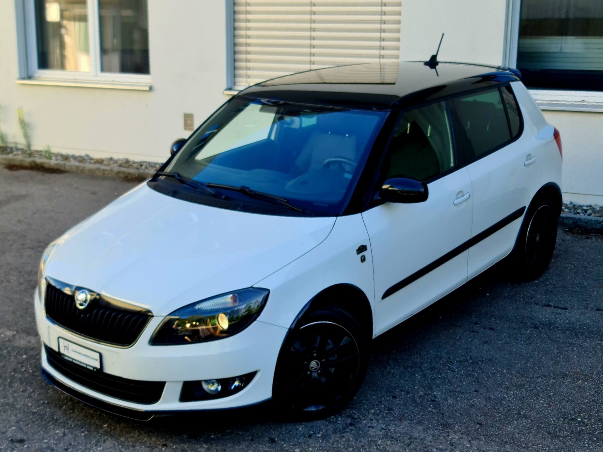 SKODA Fabia 1.2 TSI Monte Carlo-image-1