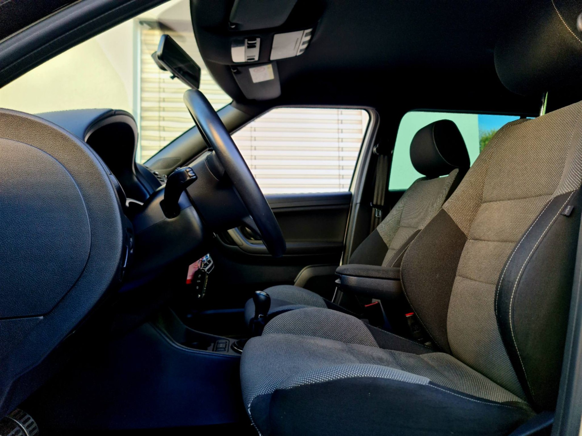 SKODA Fabia 1.2 TSI Monte Carlo-image-21