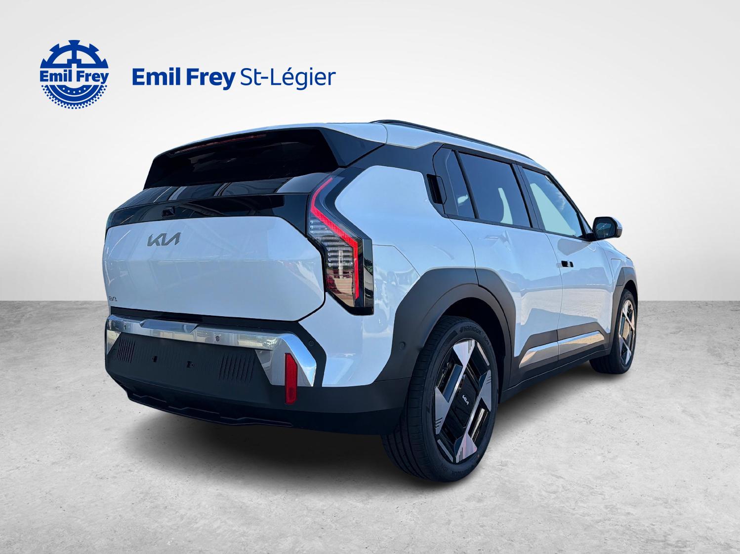 KIA EV3 81 kWh Earth+-image-4