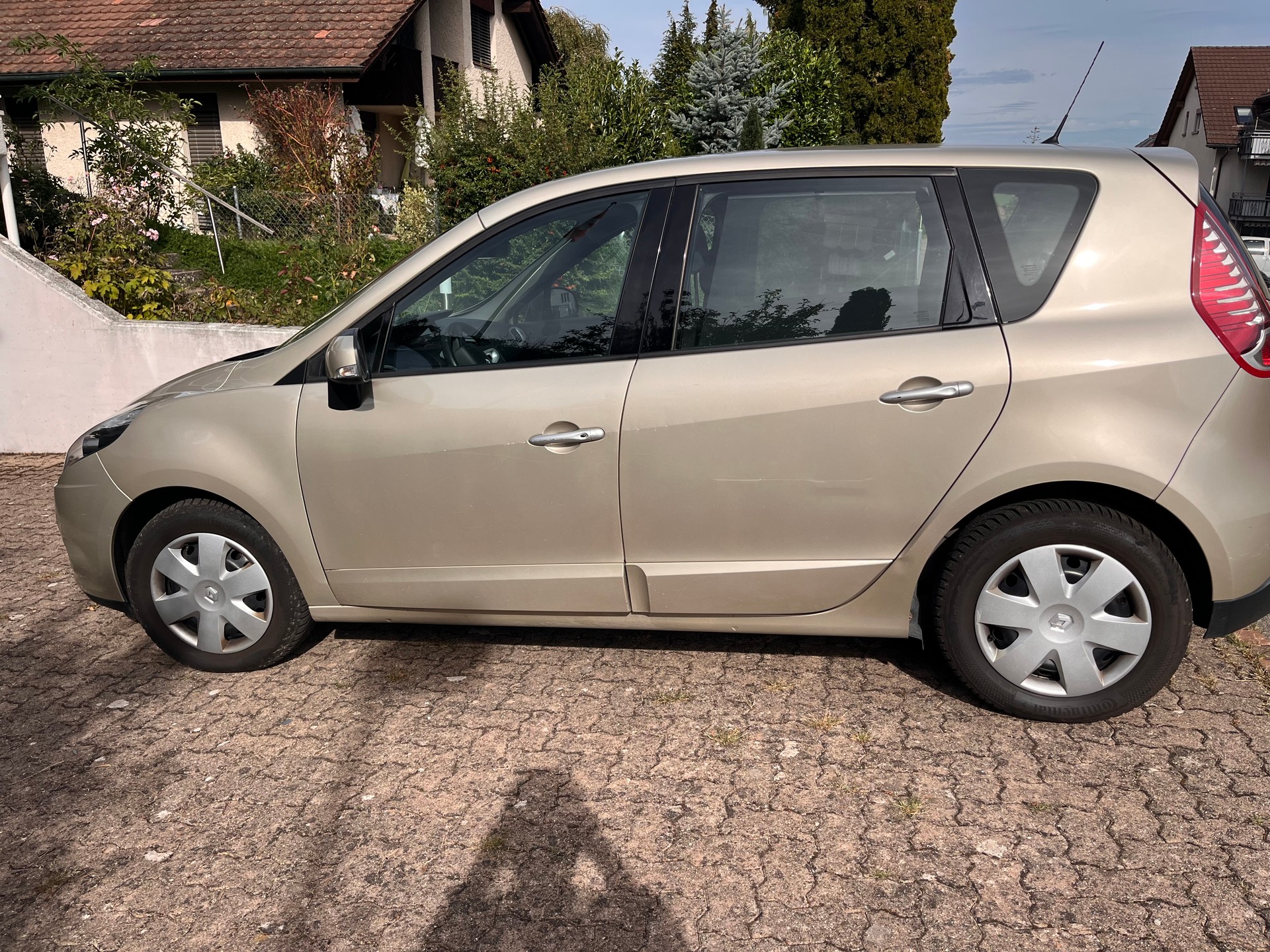RENAULT 2.0 16V Expression CVT-image-2