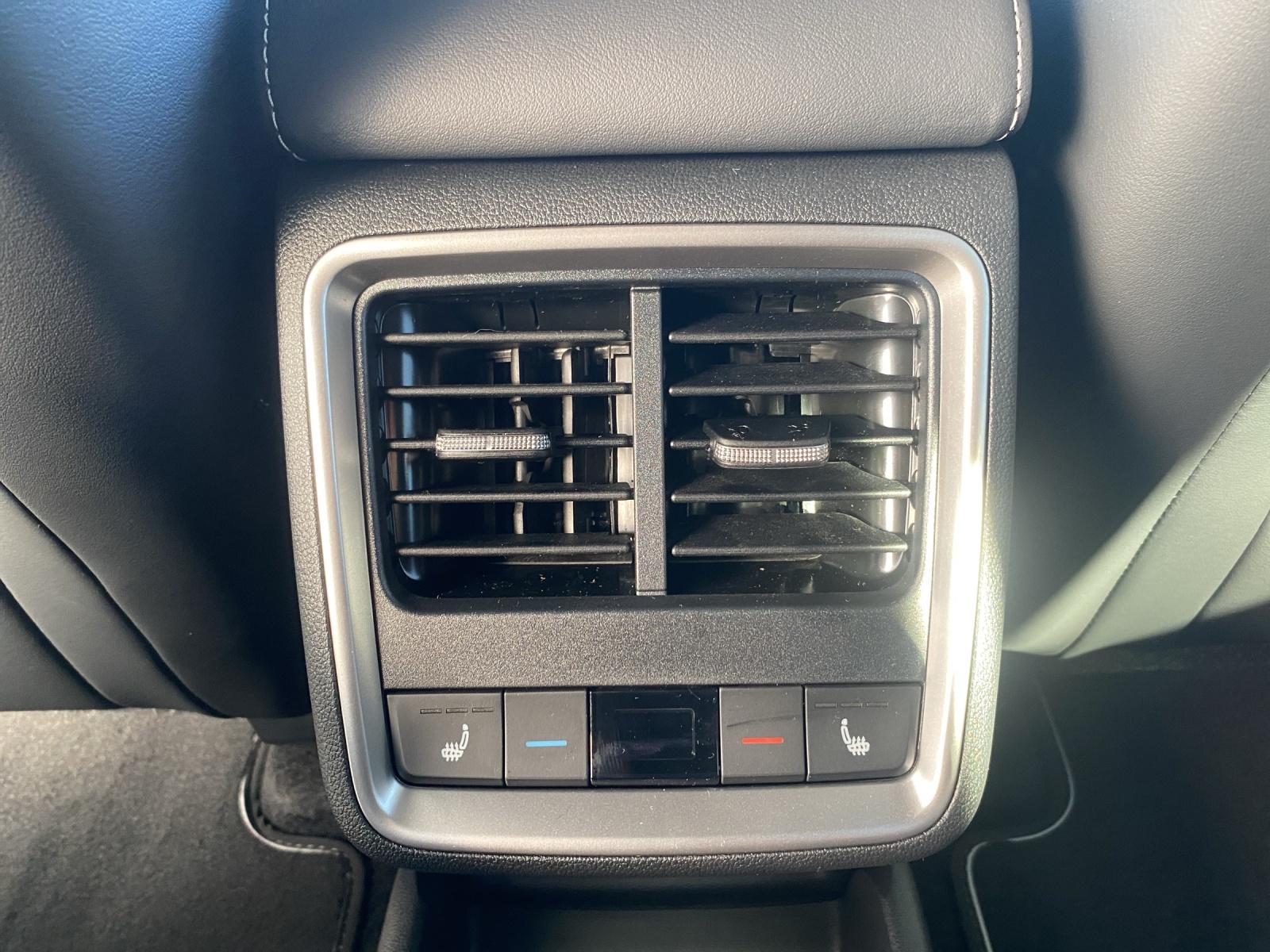 SKODA Elroq 85 SportLine 4x4-image-11