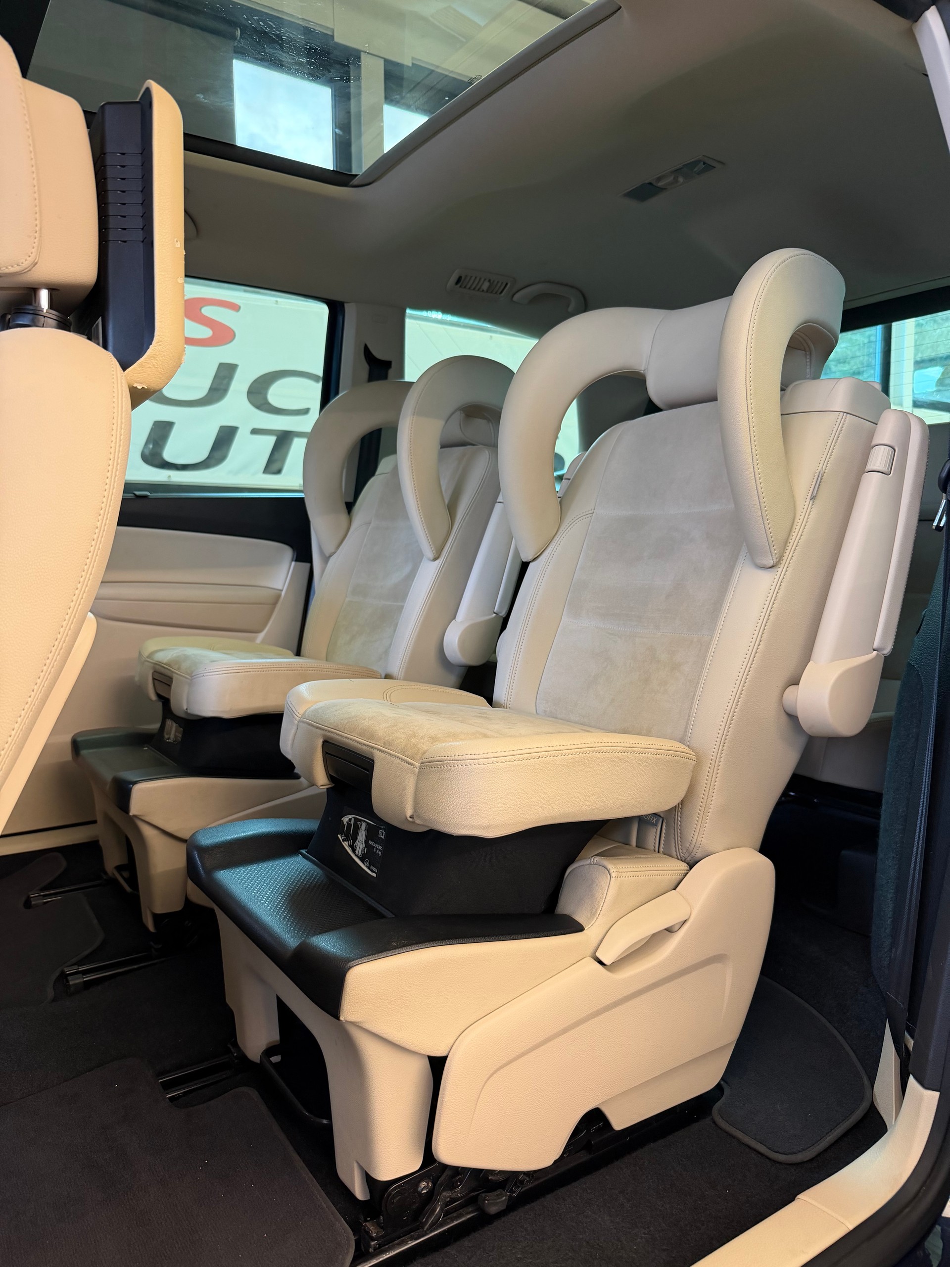 VW Sharan 2.0 TDI SCR Highline DSG 4x4-image-7