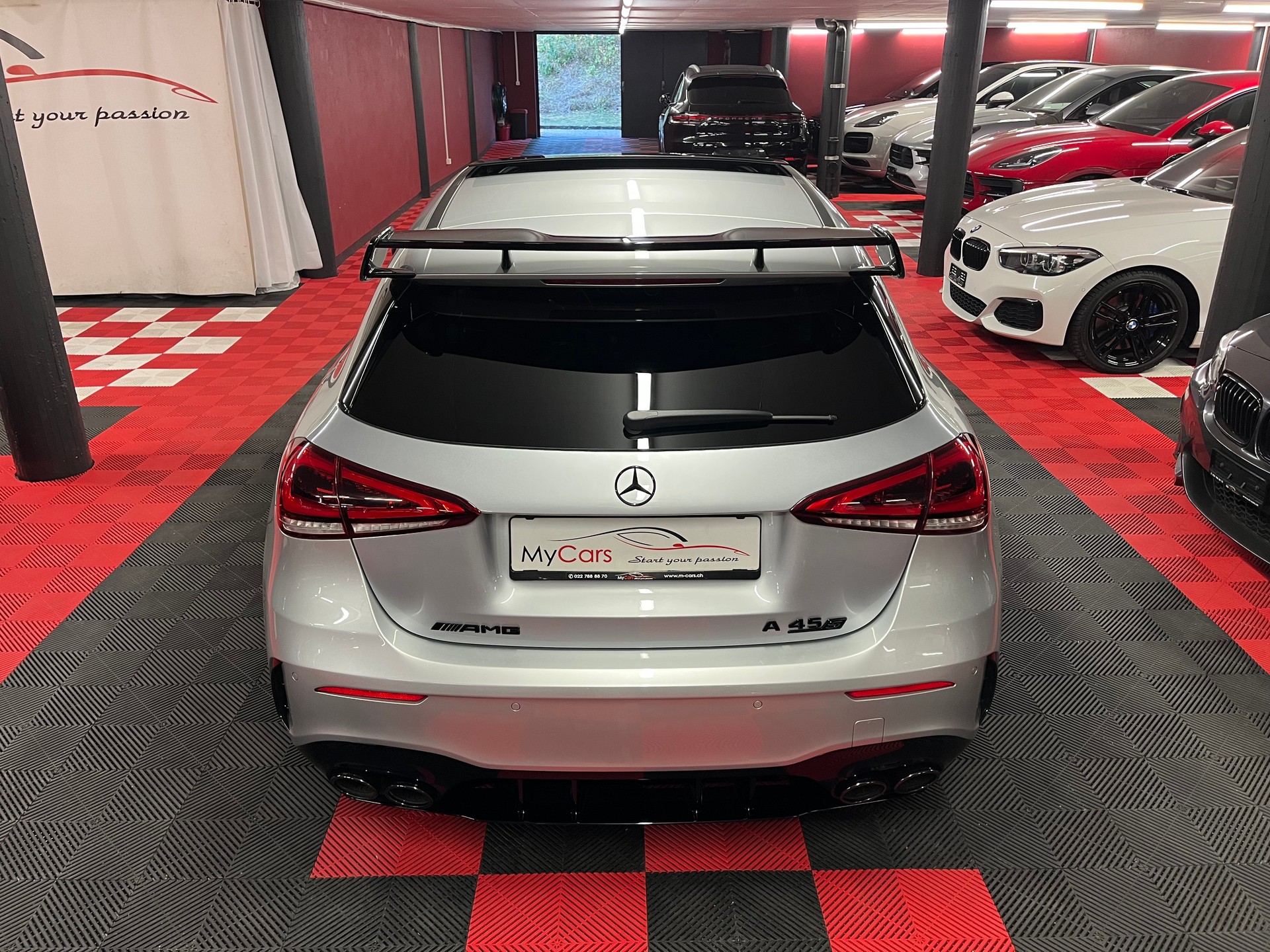 MERCEDES-BENZ A 45 S AMG 4Matic+ Speedshift-image-7
