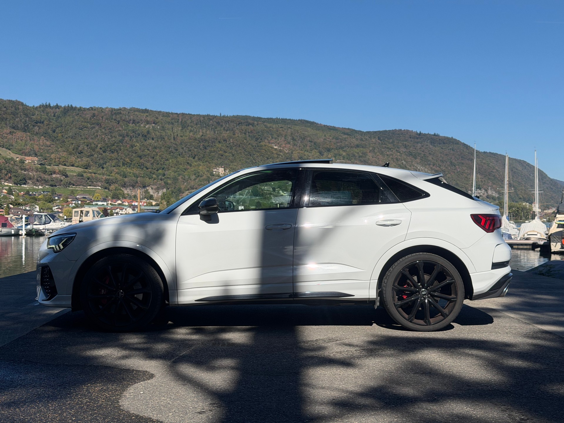 AUDI RSQ3 Sportback-image-5
