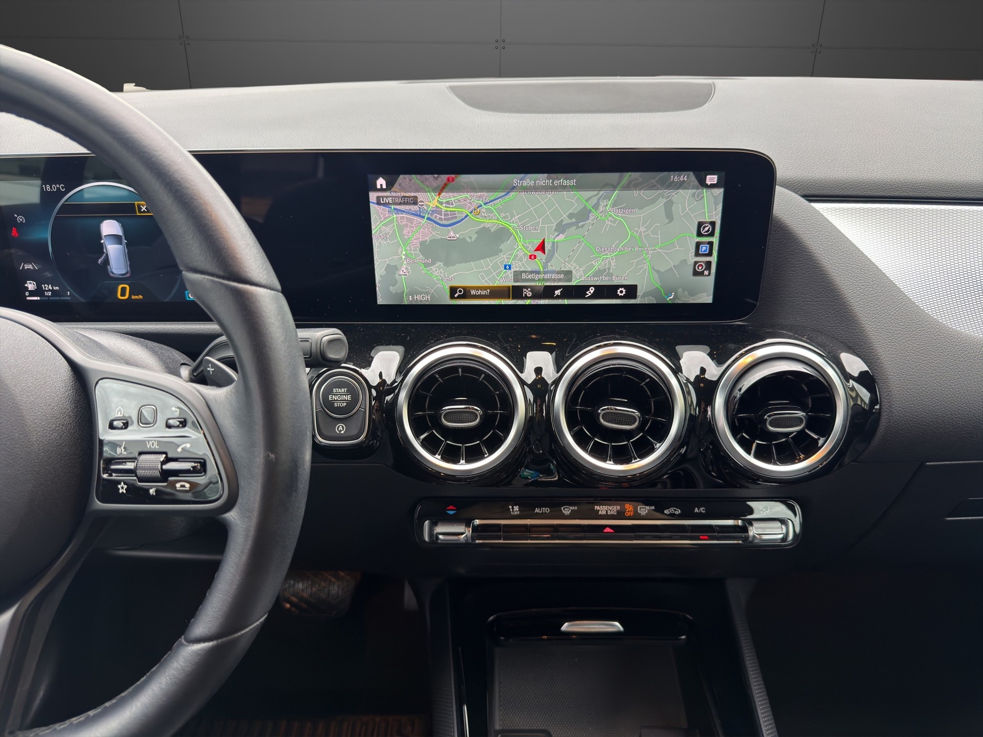 MERCEDES-BENZ B 180 SE Line 7G-DCT-image-13
