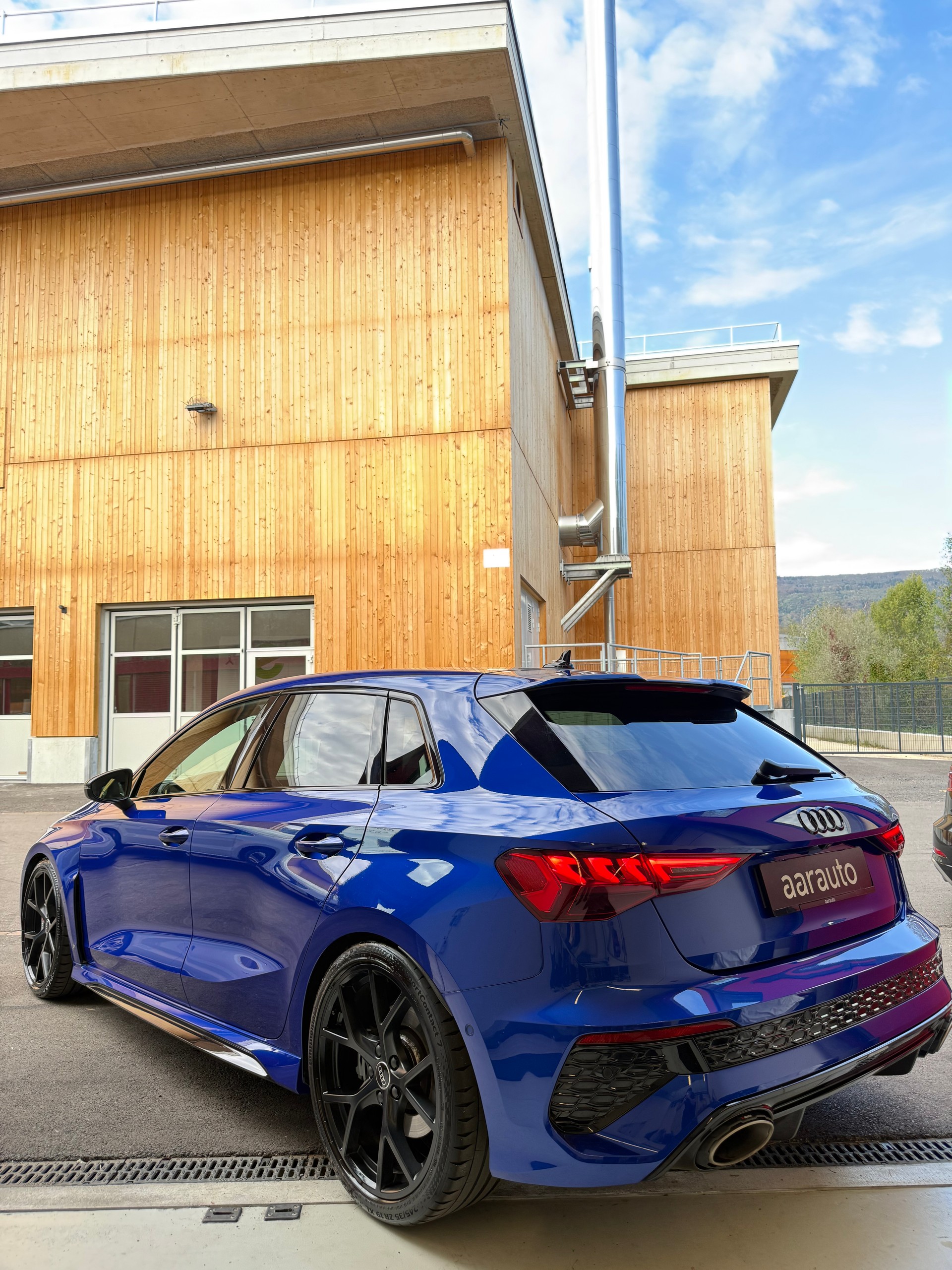 AUDI RS3 Sportback 2.5 TFSI quattro S-Tronic-image-6