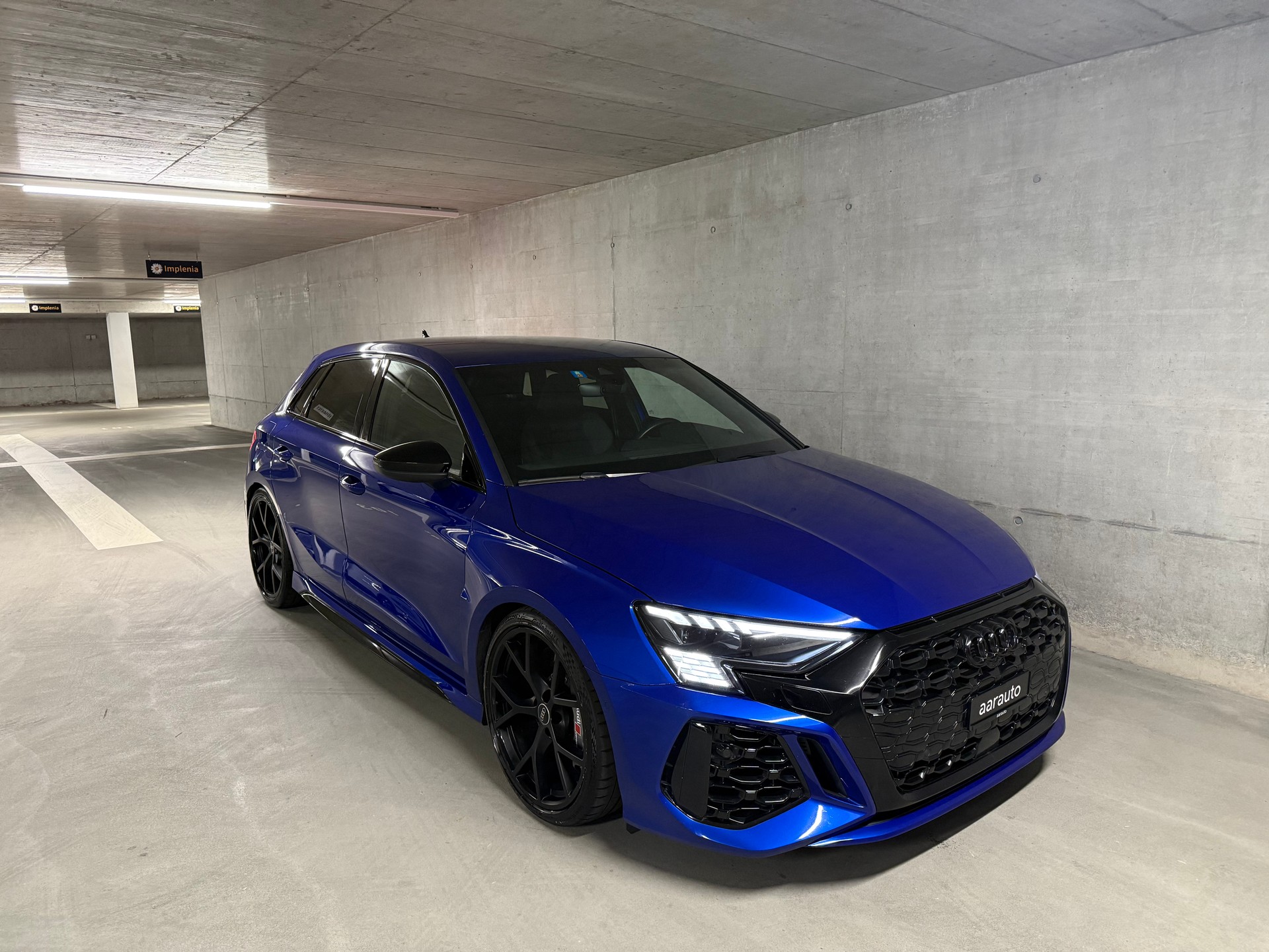 AUDI RS3 Sportback 2.5 TFSI quattro S-Tronic-image-5