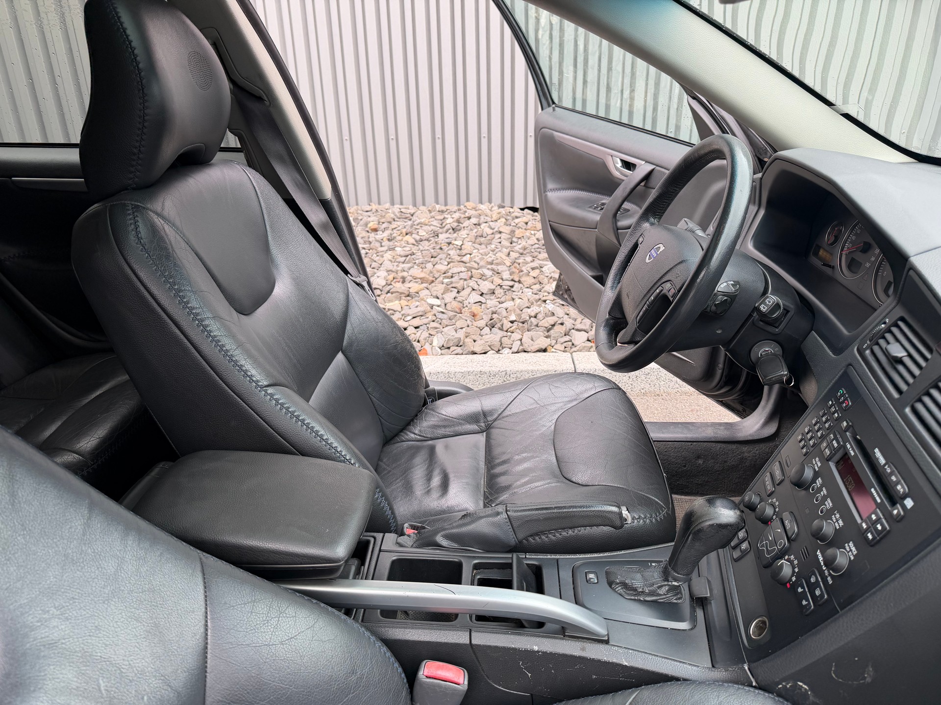 VOLVO XC70 D5 AWD Geartronic-image-17