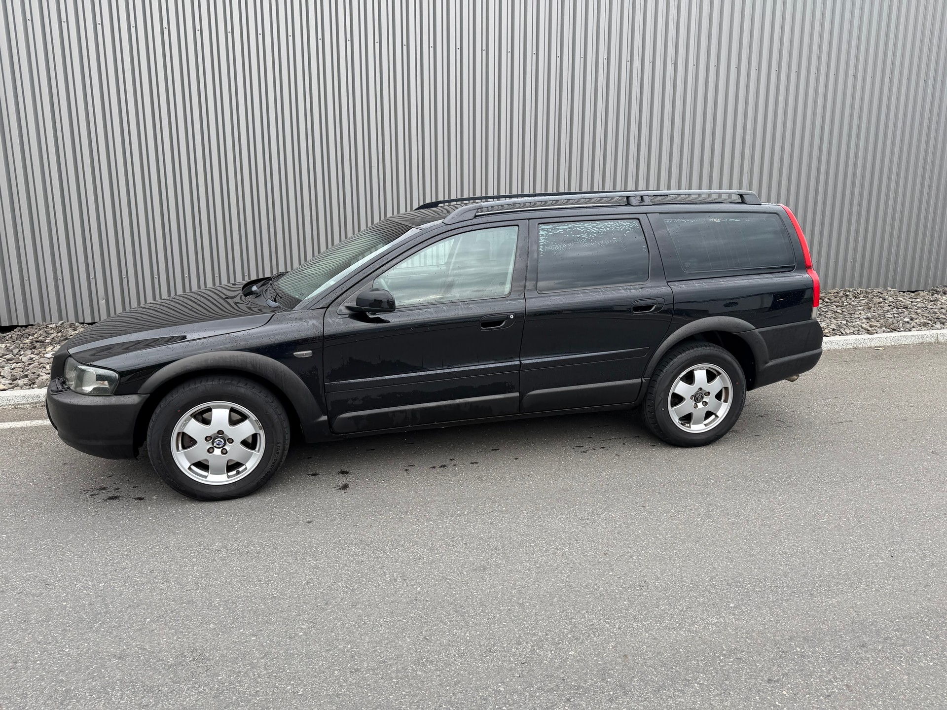 VOLVO XC70 D5 AWD Geartronic-image-1