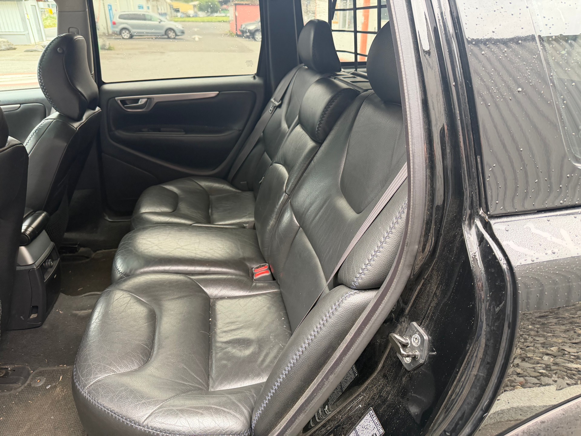 VOLVO XC70 D5 AWD Geartronic-image-23